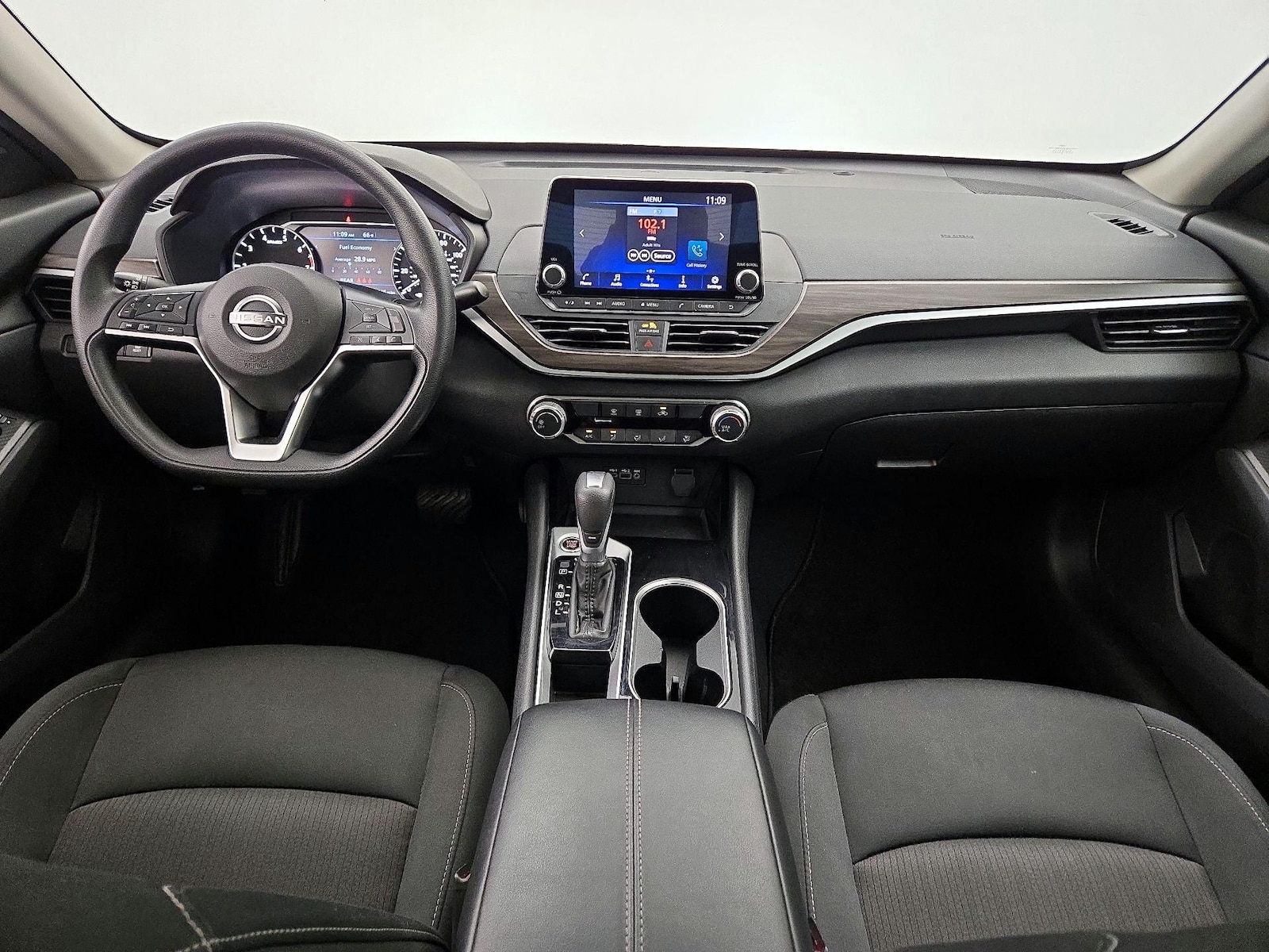 2024 Nissan Altima SV