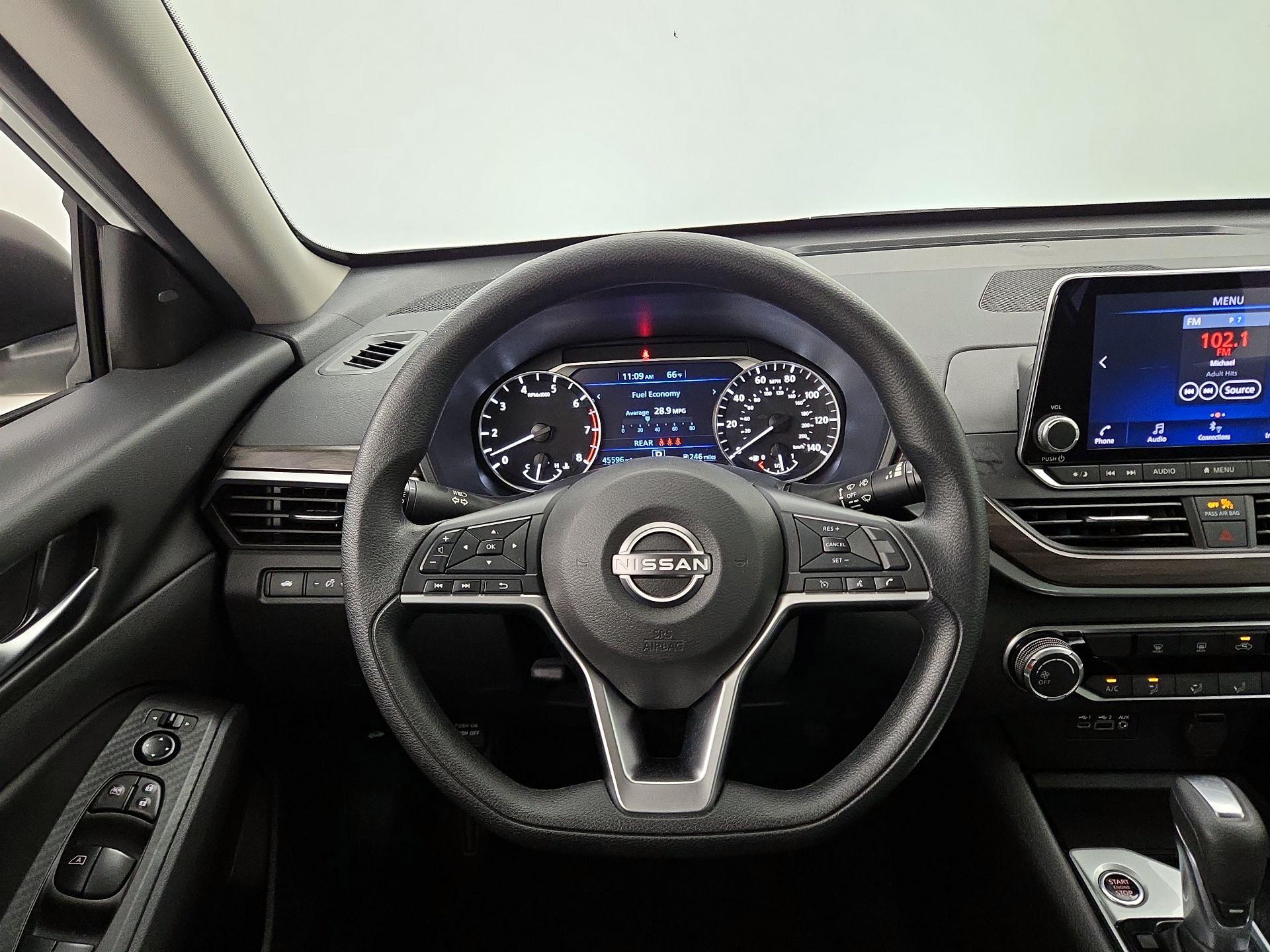 Thumbnail: 2024 Nissan Altima - 10