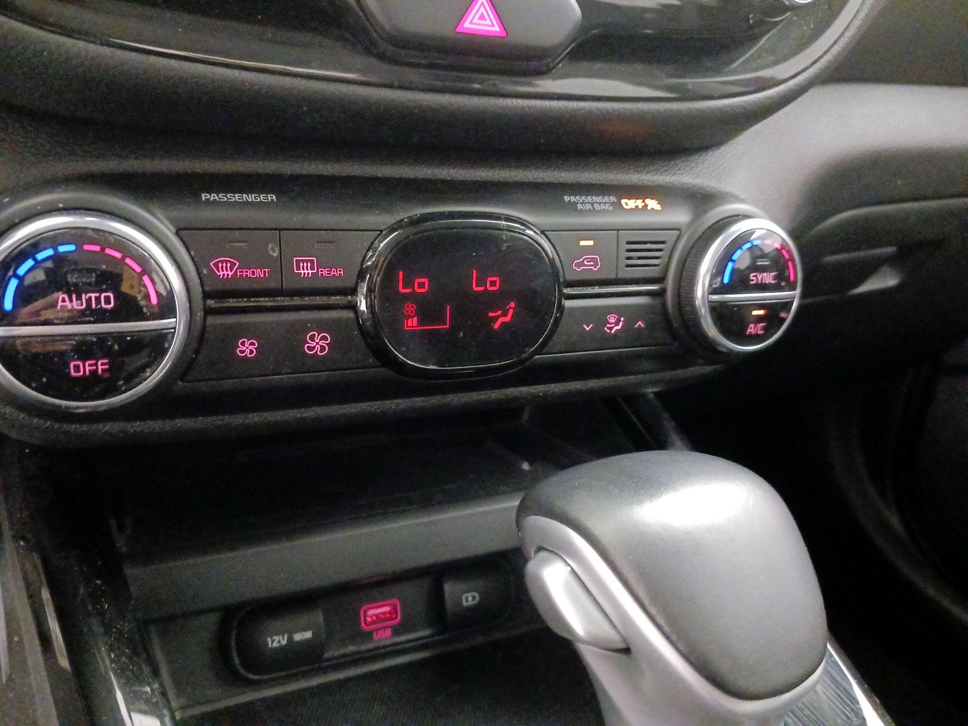 Thumbnail: 2022 Kia Soul - 17