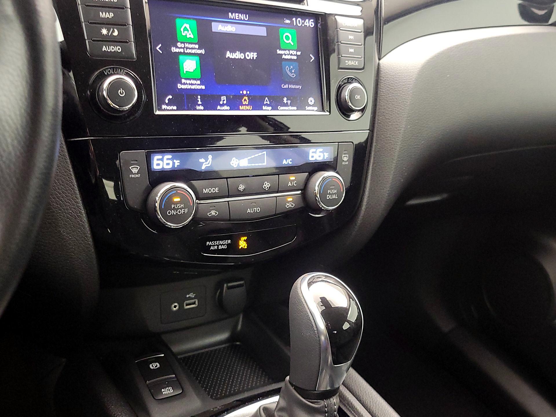 Thumbnail: 2022 Nissan Rogue Sport - 15