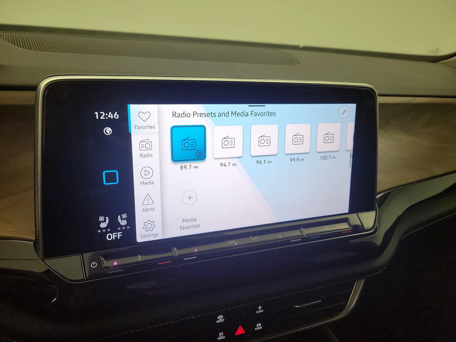 Thumbnail: 2024 Volkswagen Atlas - 15