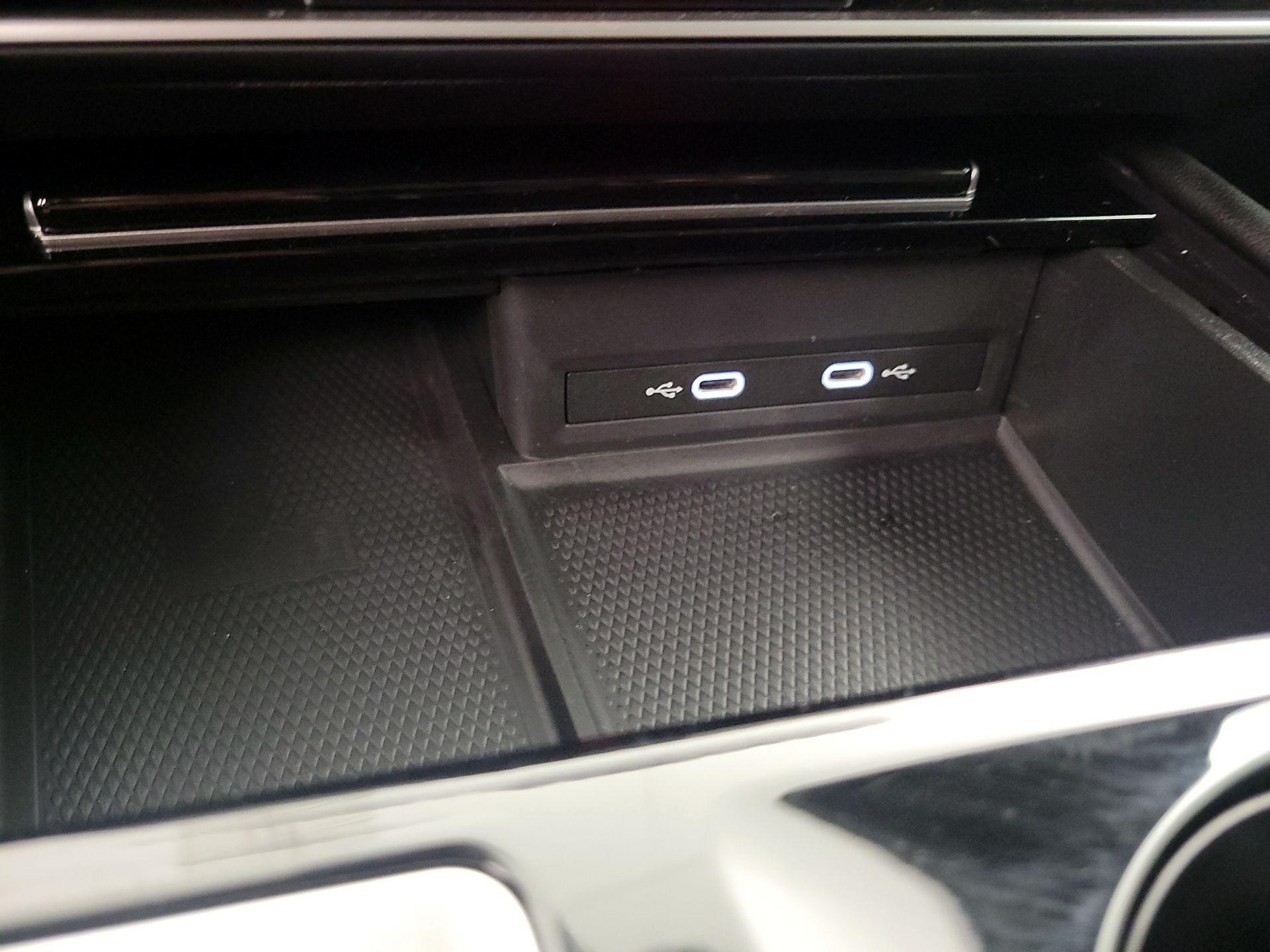 Thumbnail: 2024 Volkswagen Atlas - 18