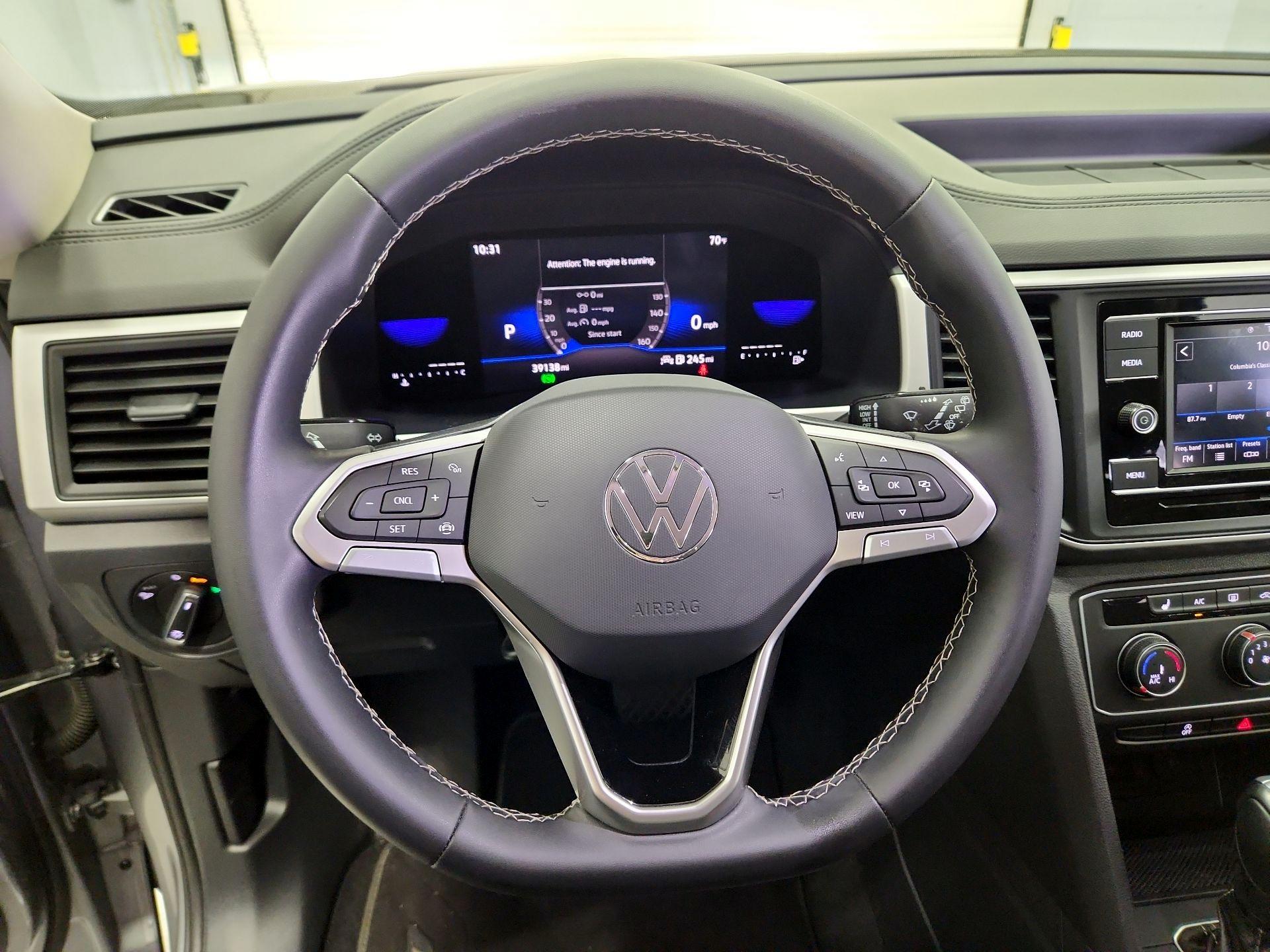 Thumbnail: 2023 Volkswagen Atlas - 10