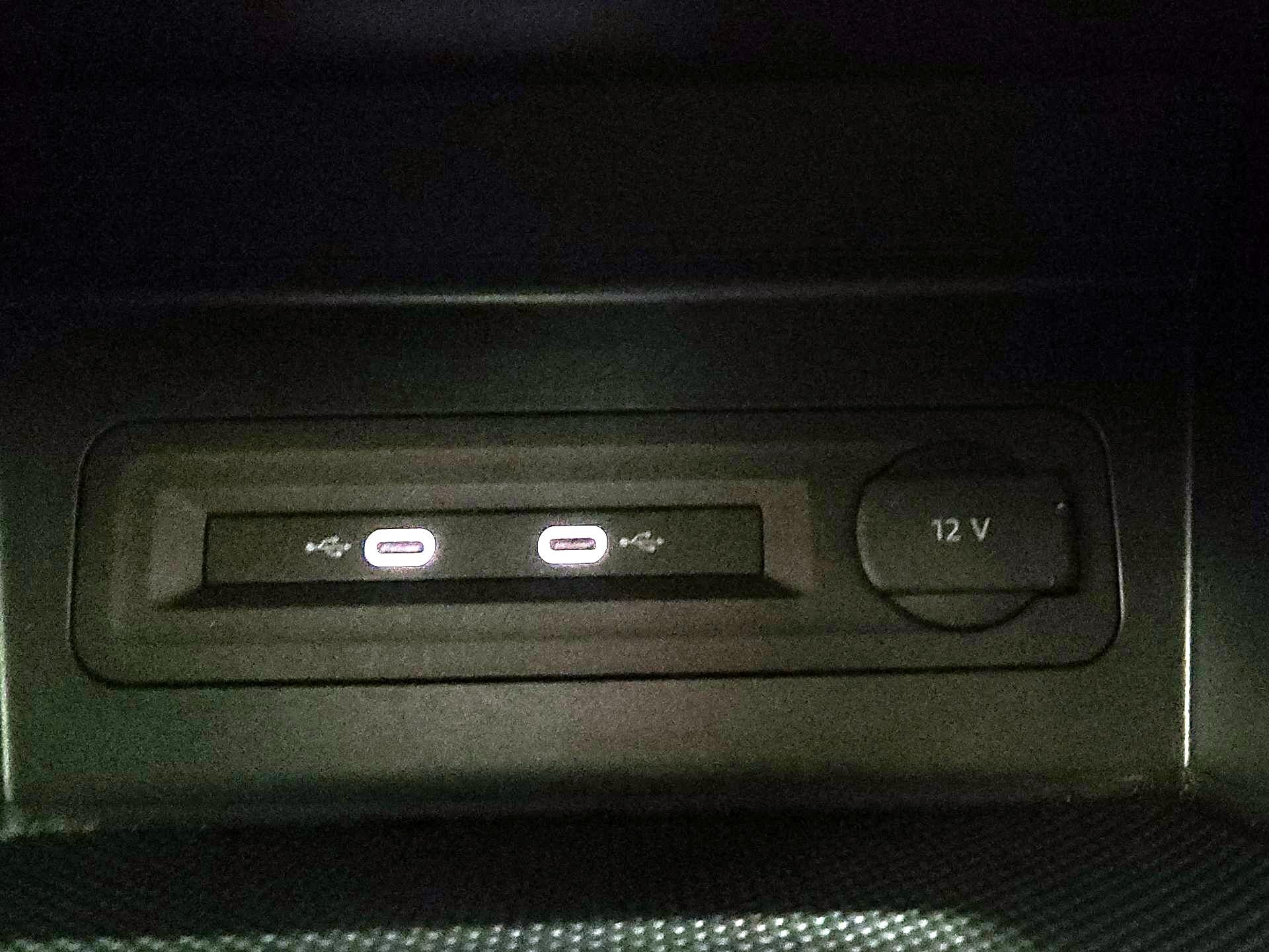 Thumbnail: 2023 Volkswagen Atlas - 18