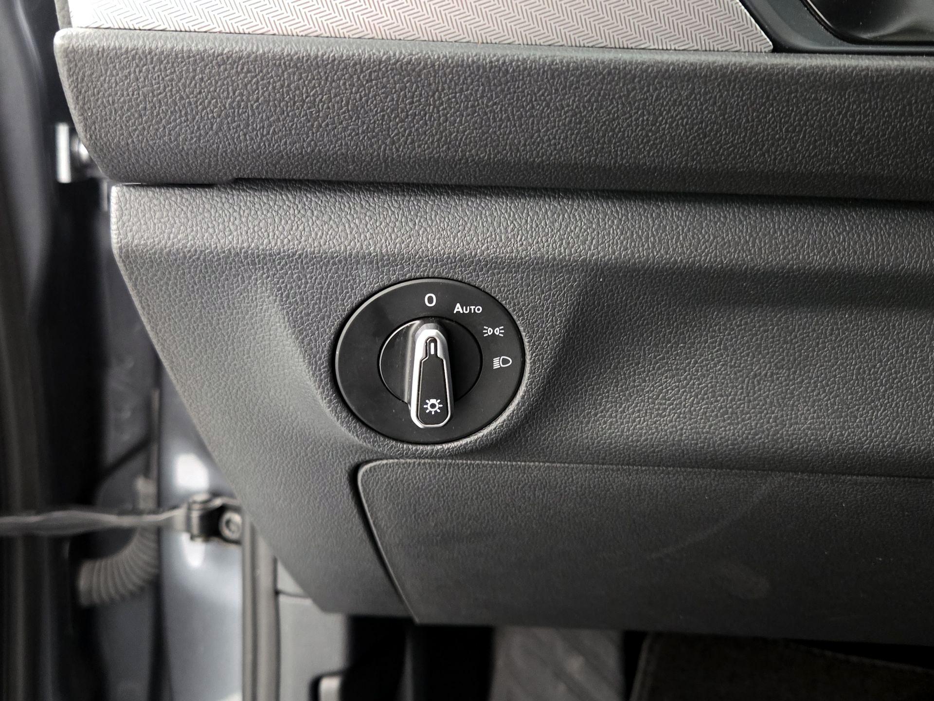 Thumbnail: 2024 Volkswagen Jetta - 13