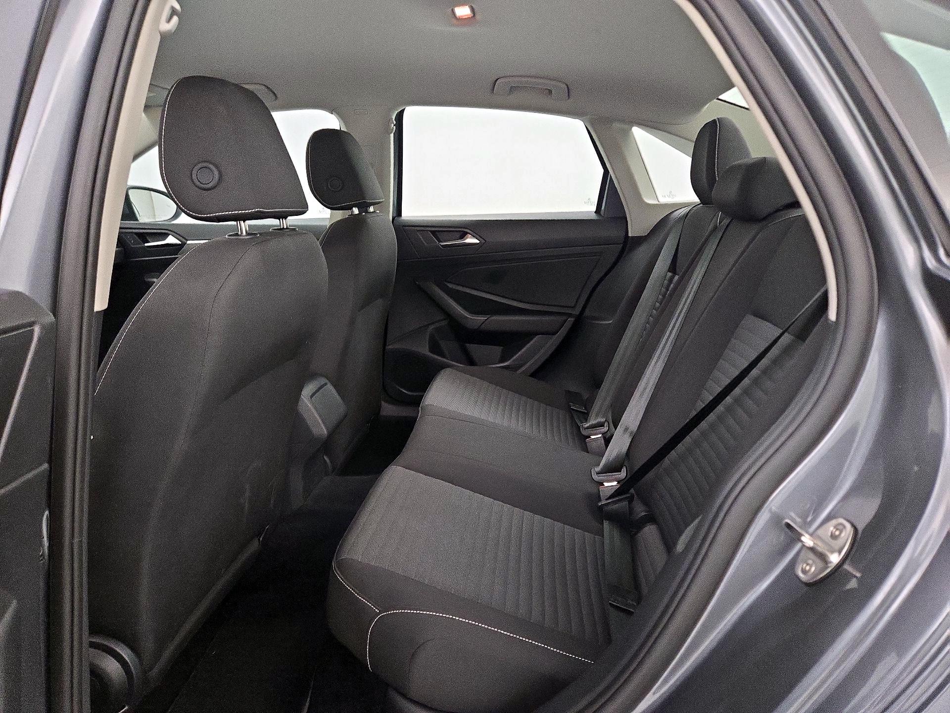 Thumbnail: 2024 Volkswagen Jetta - 19