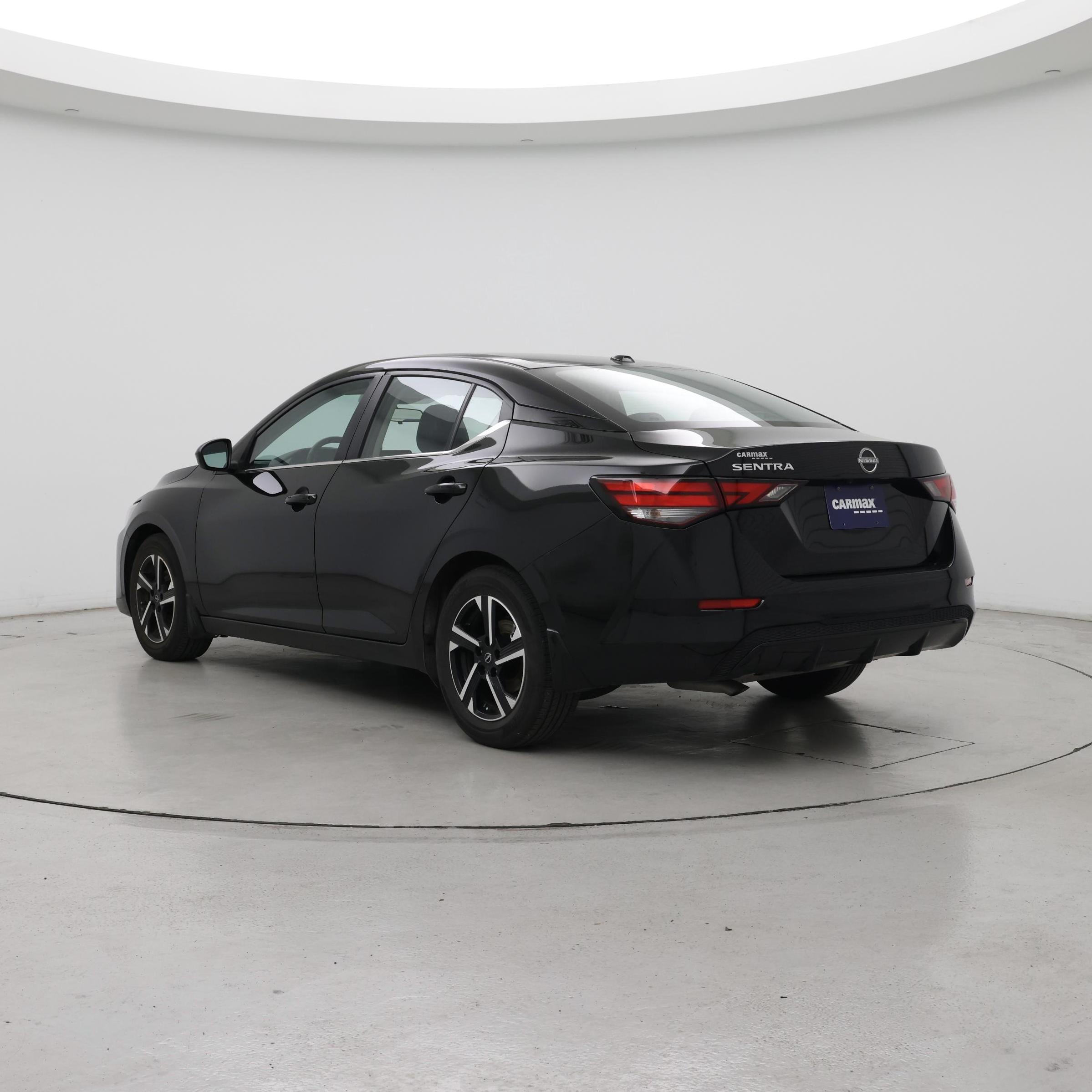 Thumbnail: 2025 Nissan Sentra - 2