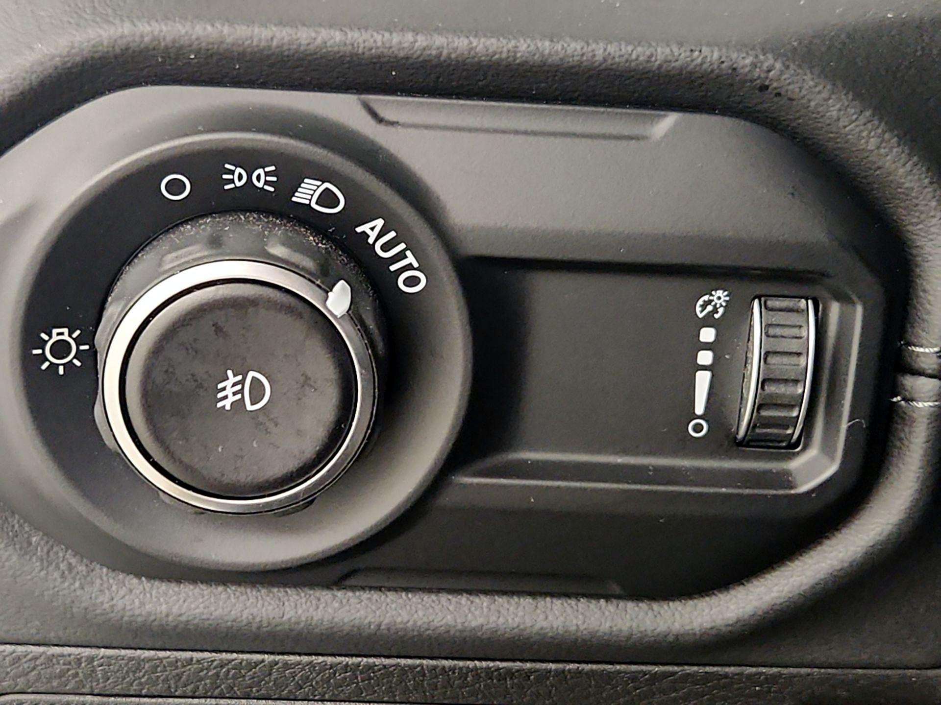 Thumbnail: 2024 Jeep Wrangler - 11