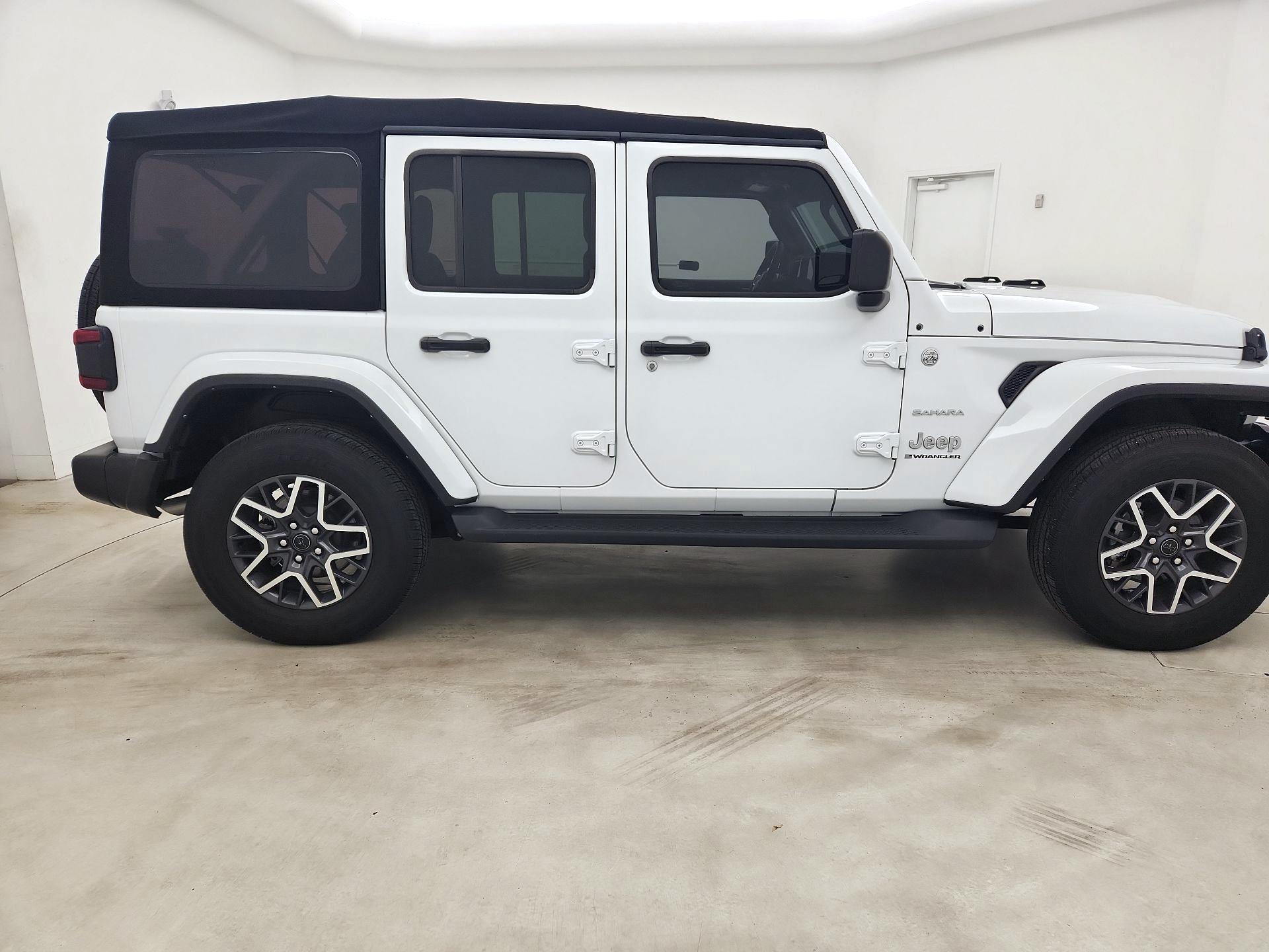 Thumbnail: 2024 Jeep Wrangler - 4