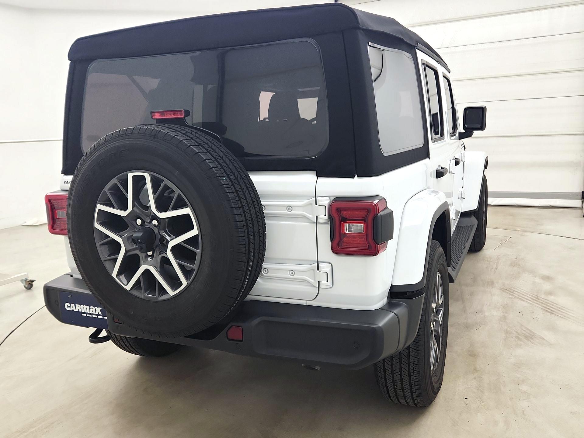 Thumbnail: 2024 Jeep Wrangler - 5