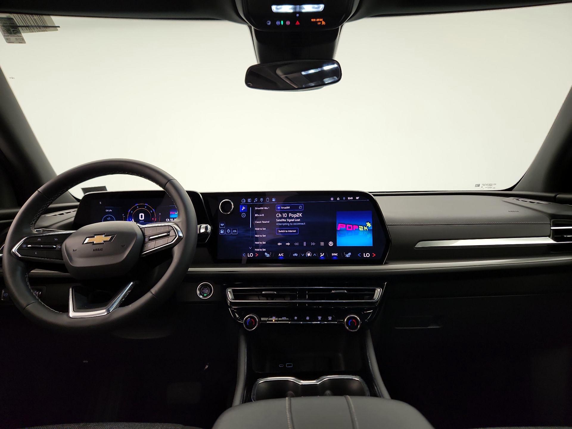 Thumbnail: 2024 Chevrolet Traverse - 9