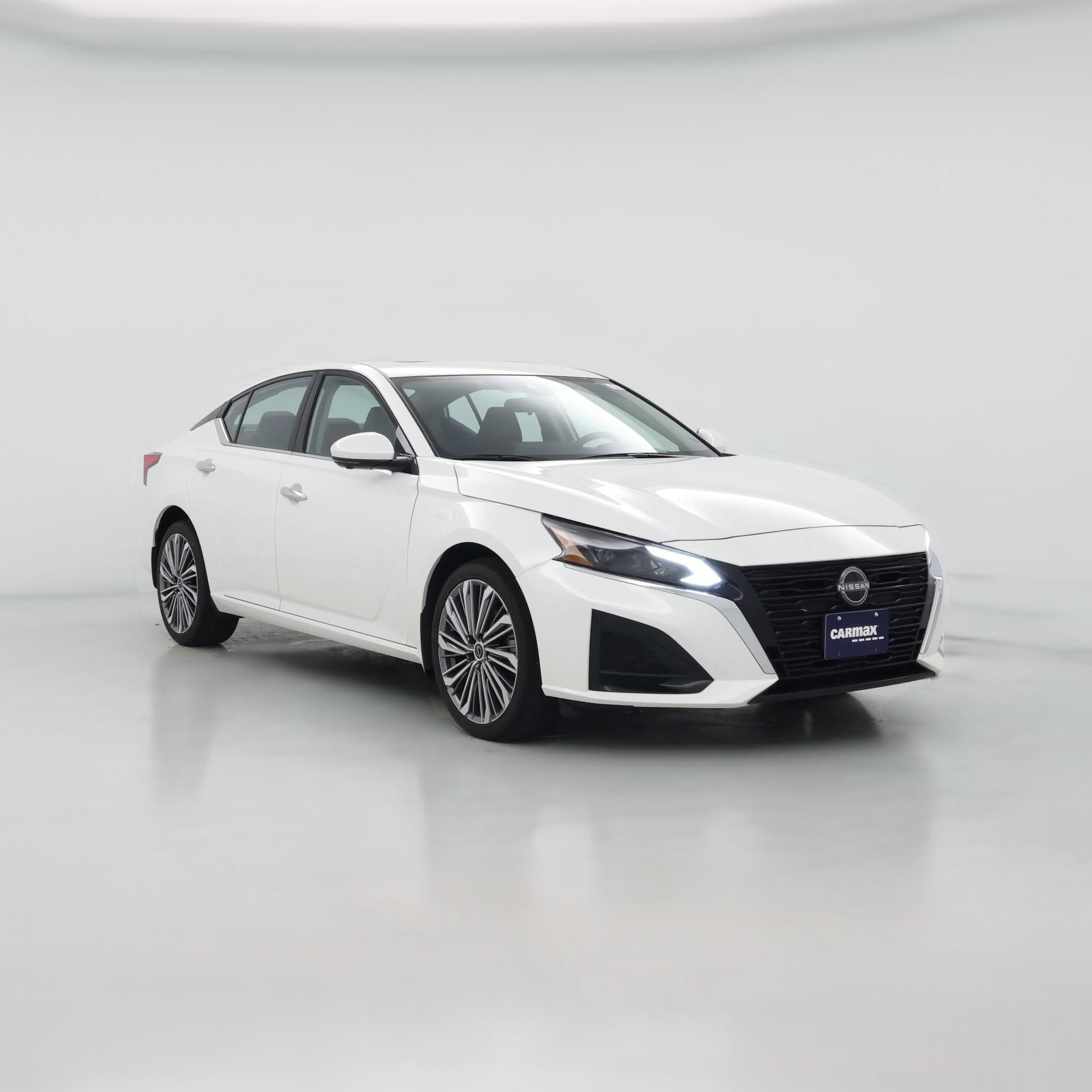Thumbnail: 2024 Nissan Altima - 1