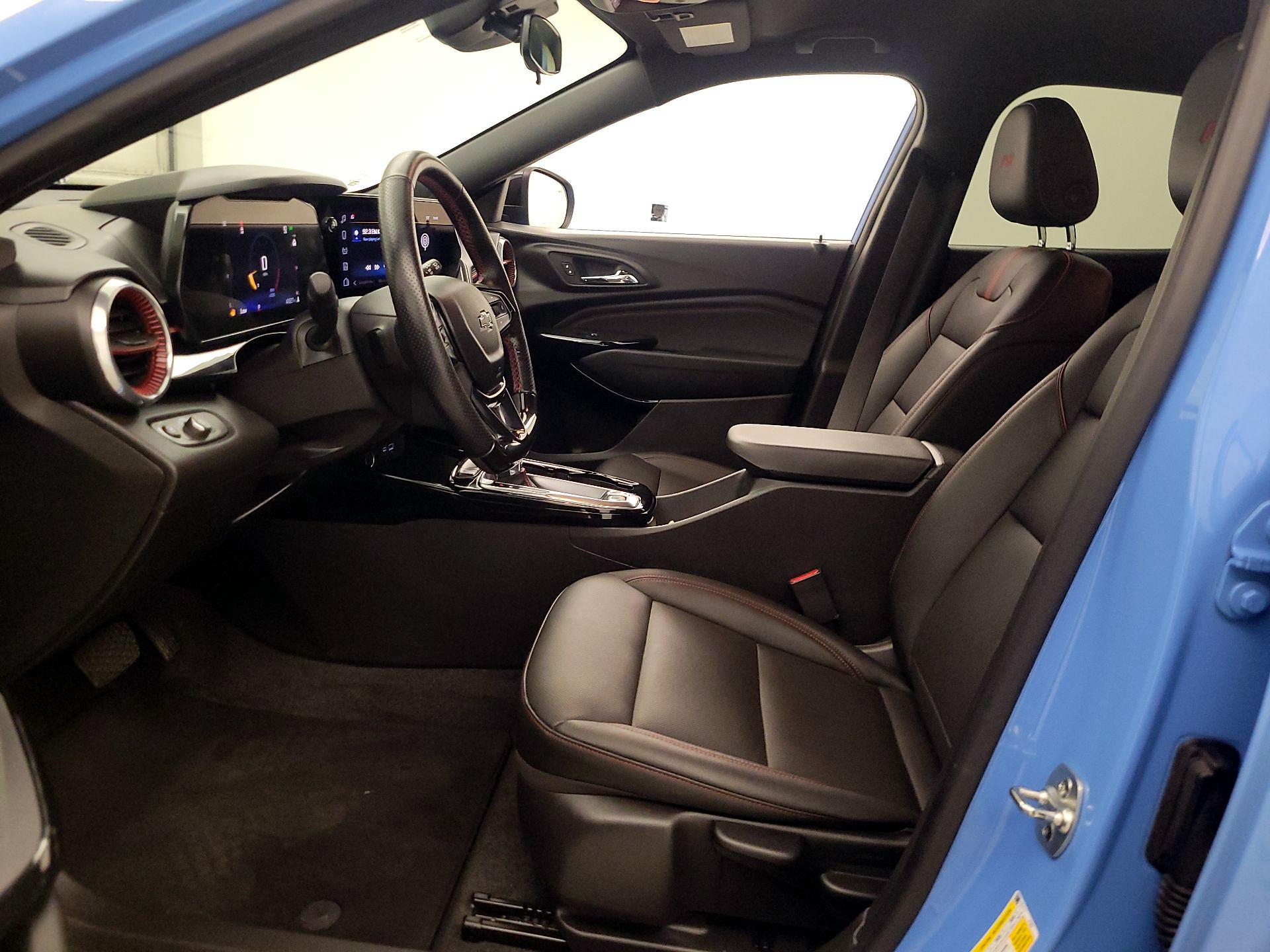 Thumbnail: 2024 Chevrolet Trax - 11