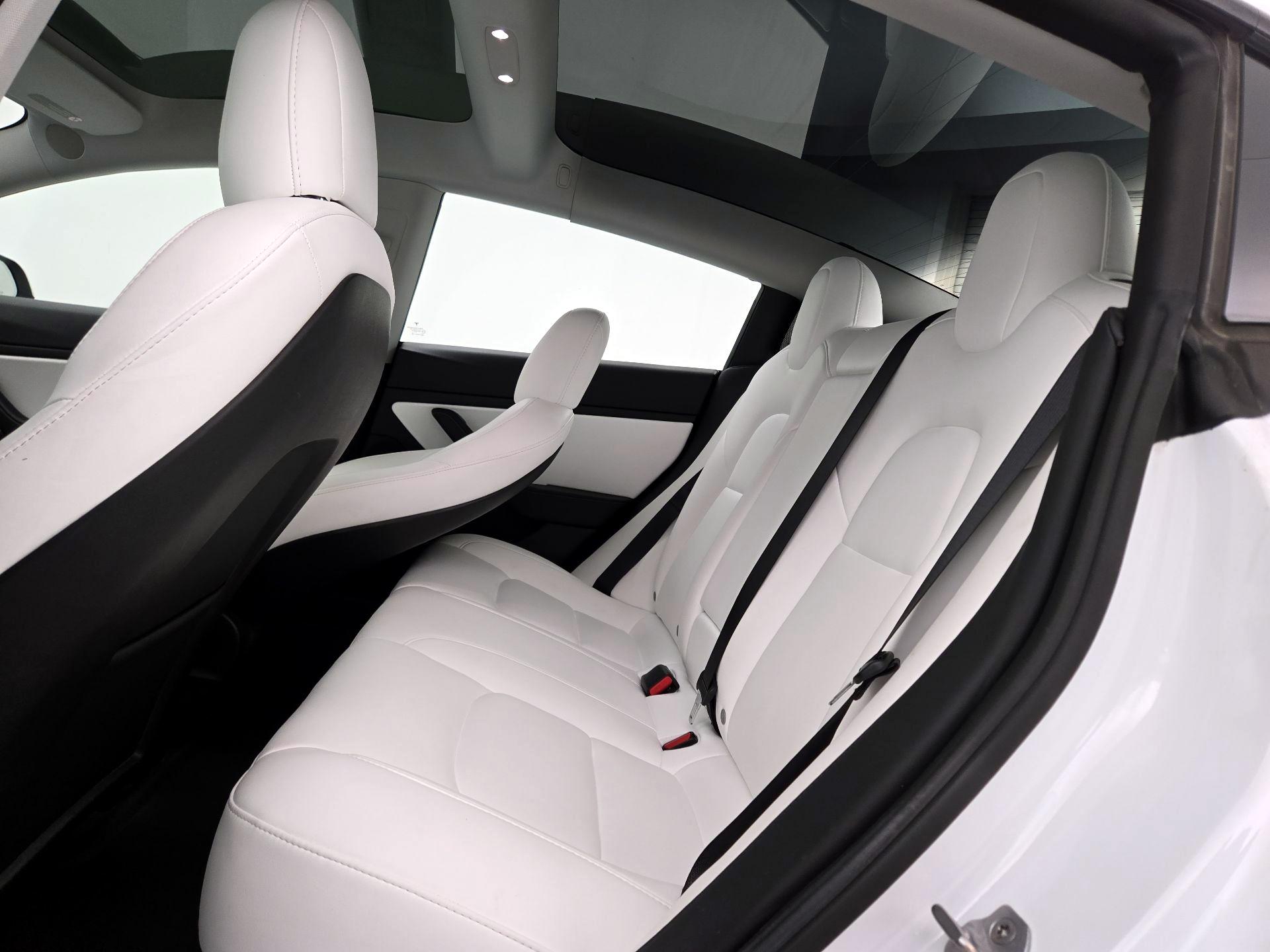 Thumbnail: 2021 Tesla Model 3 - 19