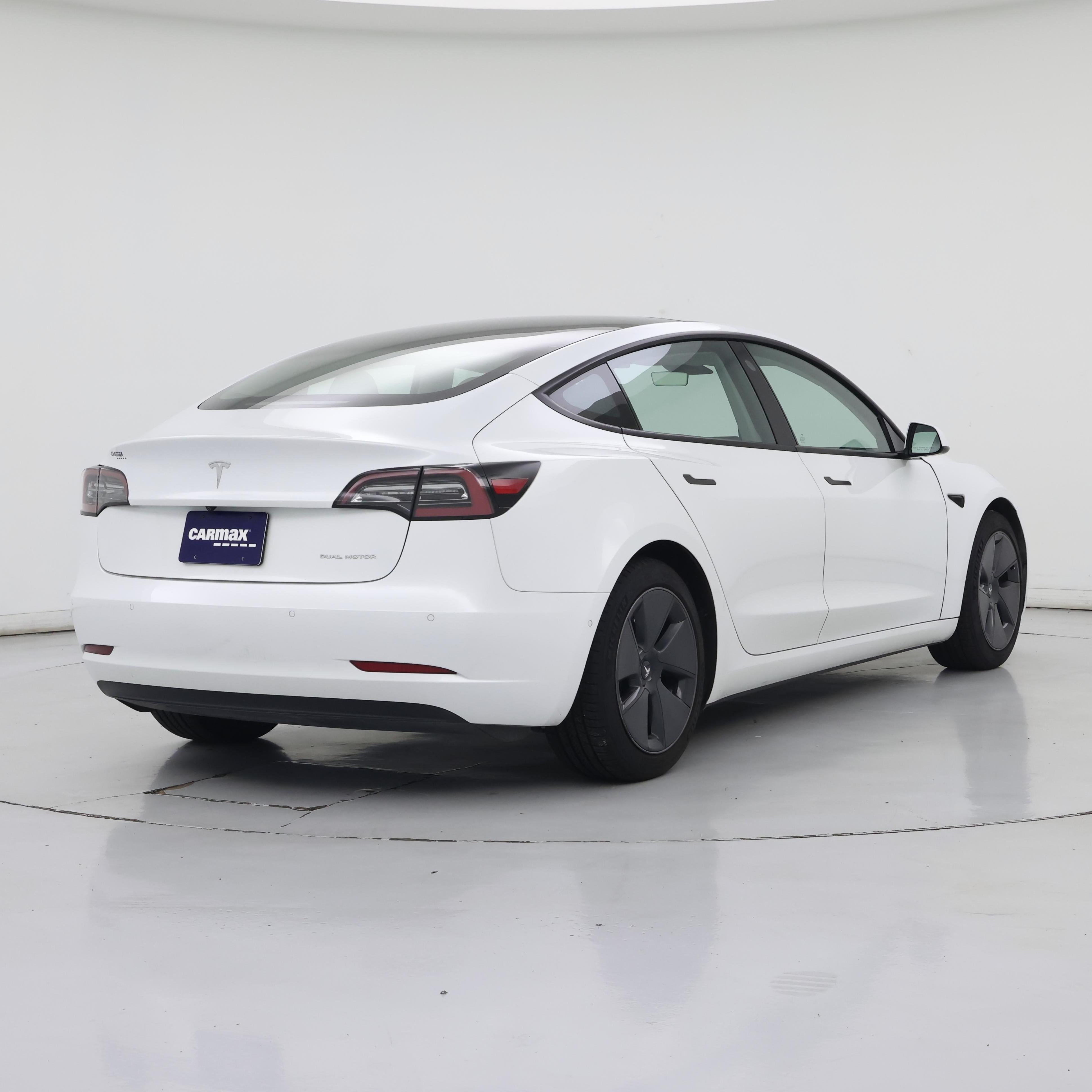 Thumbnail: 2021 Tesla Model 3 - 8