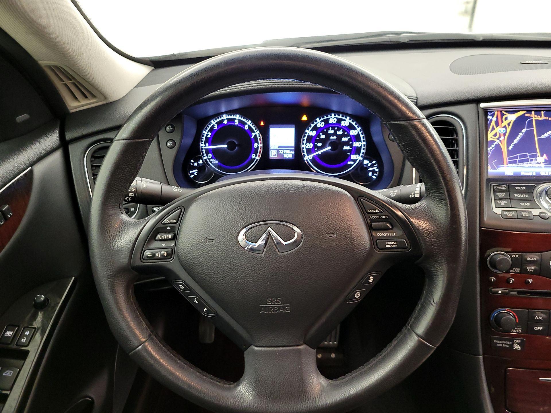 Thumbnail: 2016 INFINITI QX50 - 10
