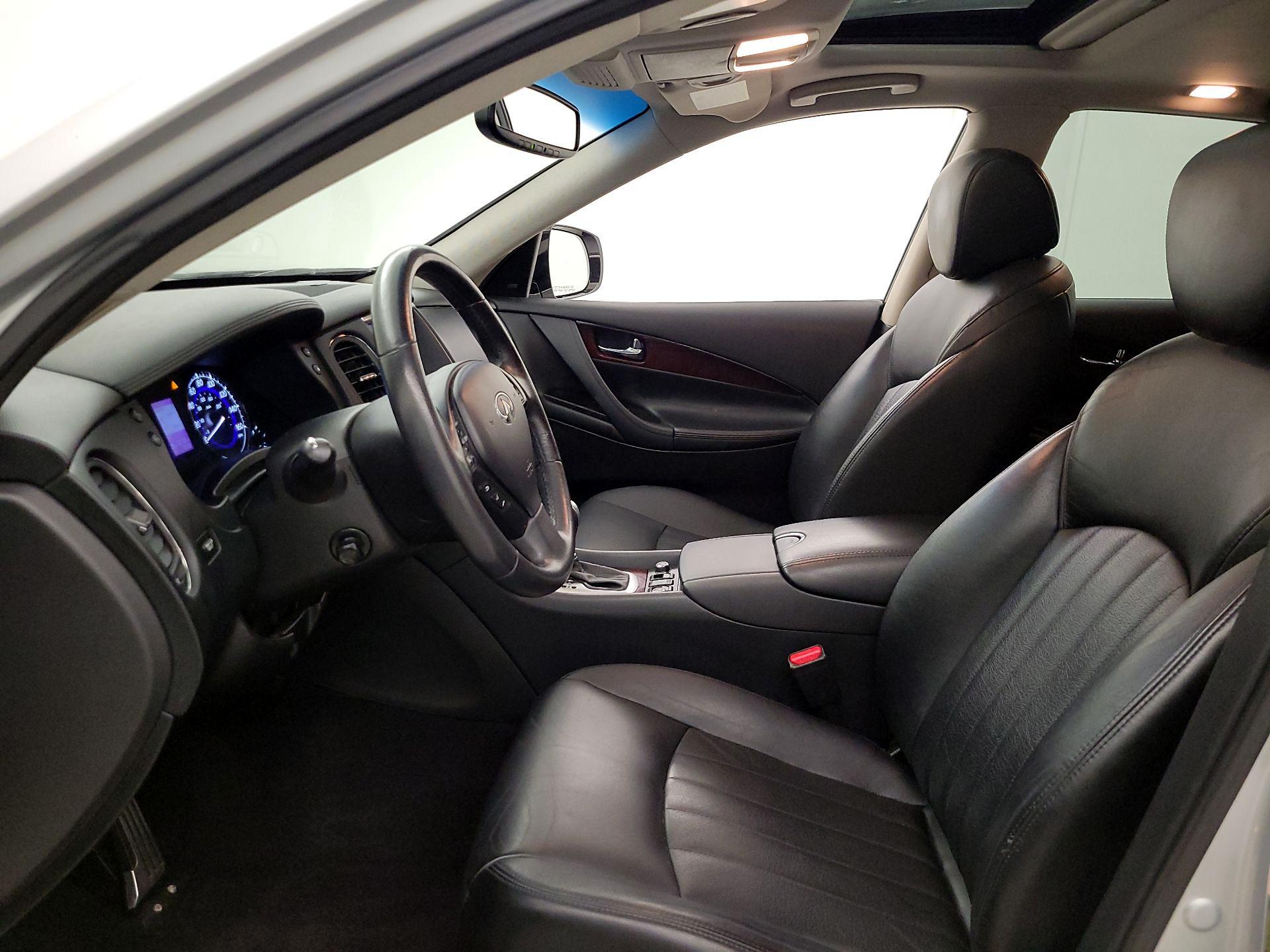 Thumbnail: 2016 INFINITI QX50 - 11