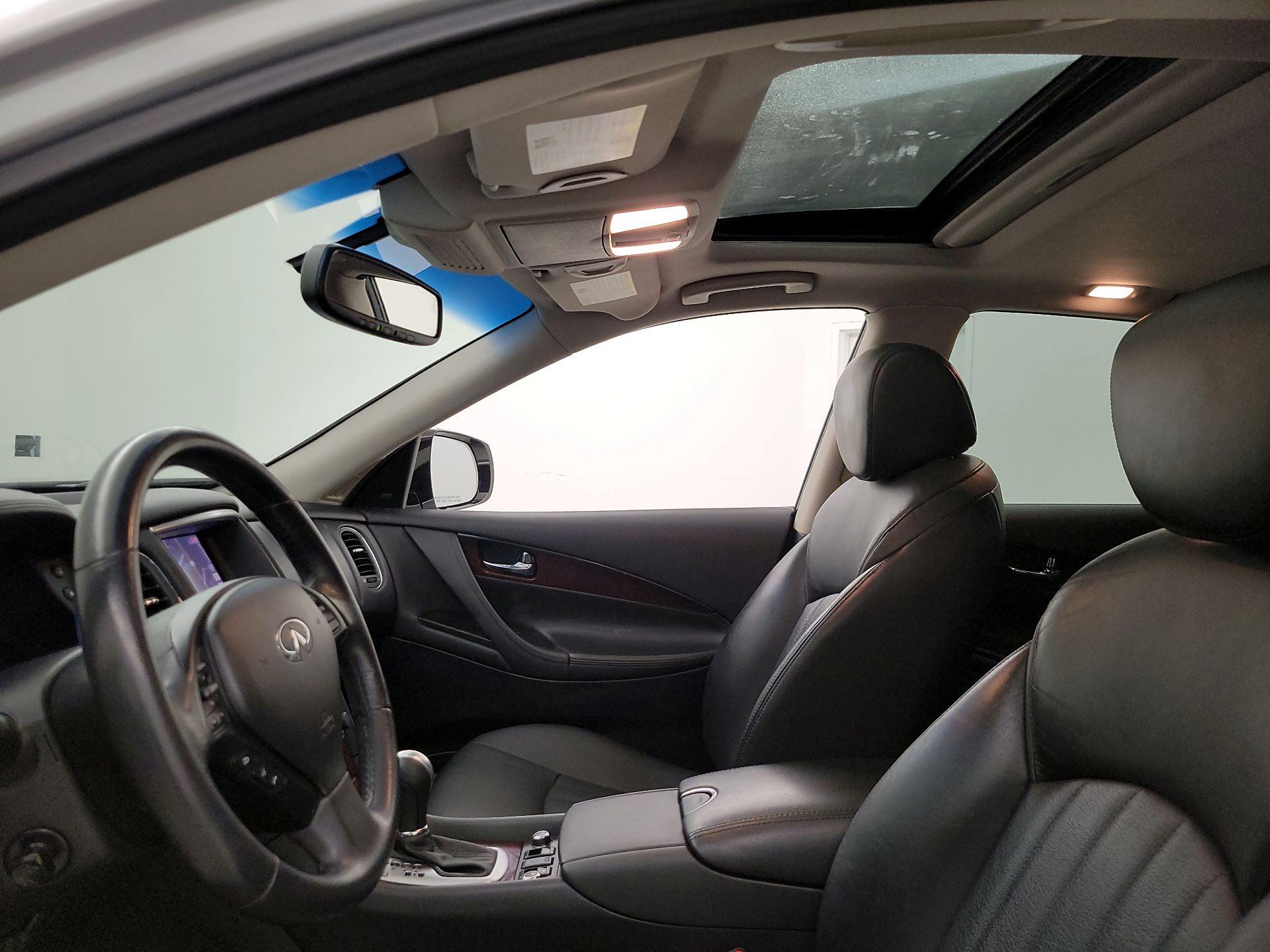 Thumbnail: 2016 INFINITI QX50 - 19