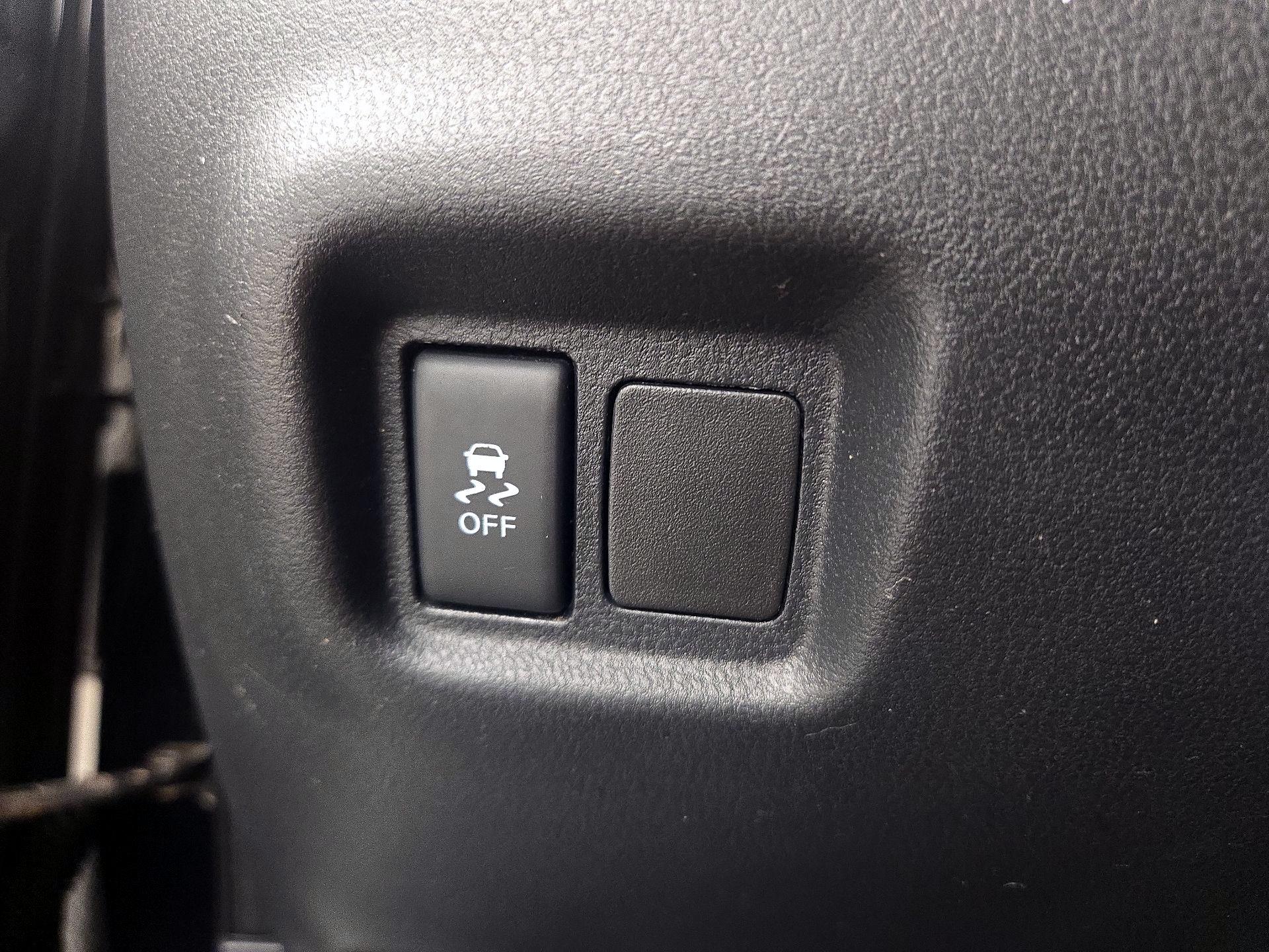 Thumbnail: 2015 Nissan Versa - 13