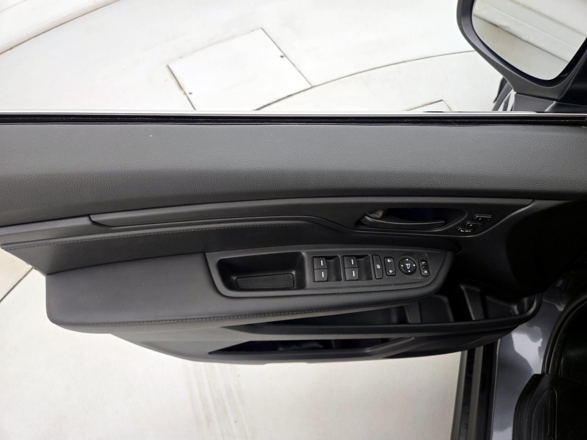 Thumbnail: 2025 Honda Odyssey - 12