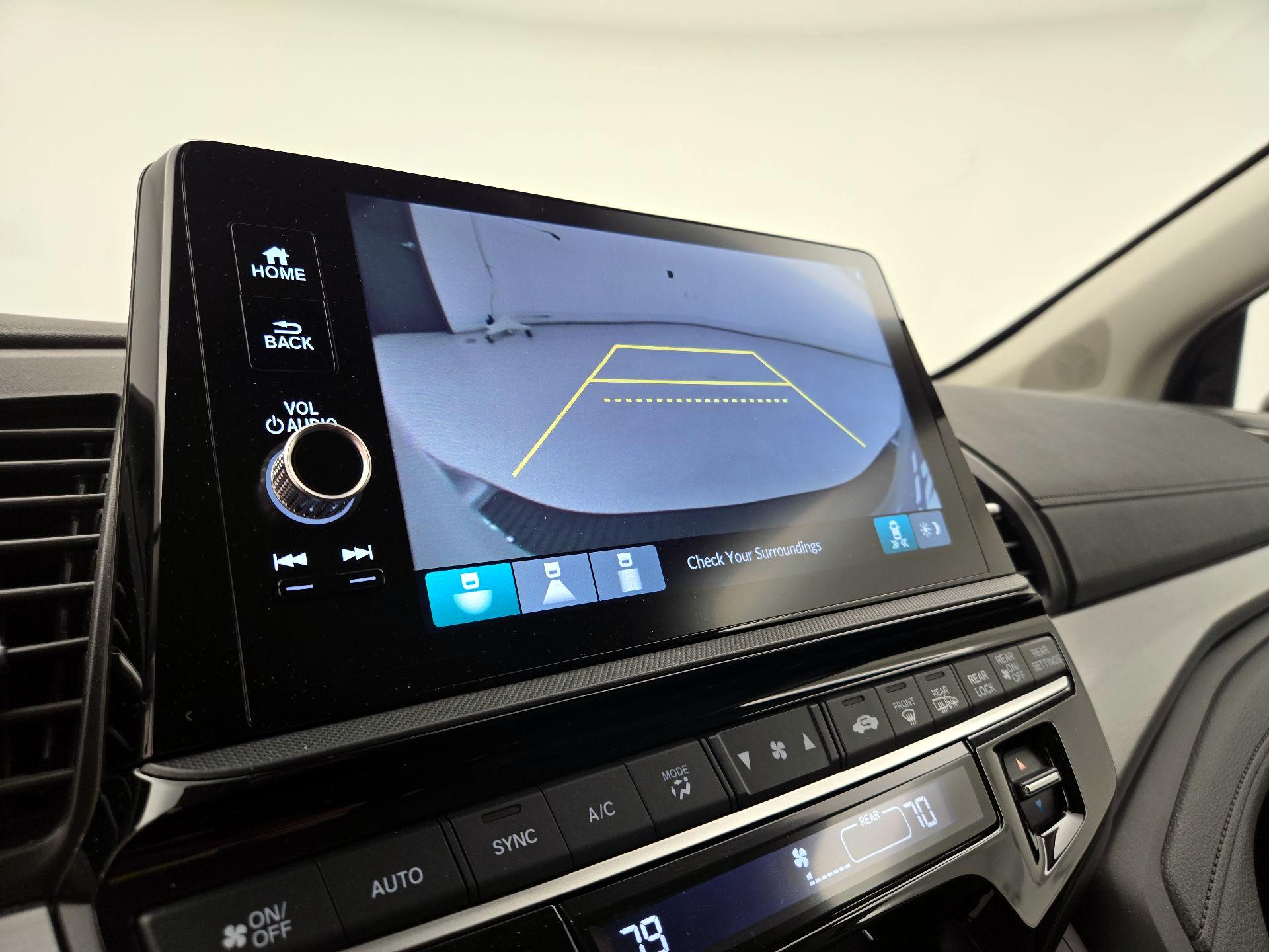 Thumbnail: 2025 Honda Odyssey - 14