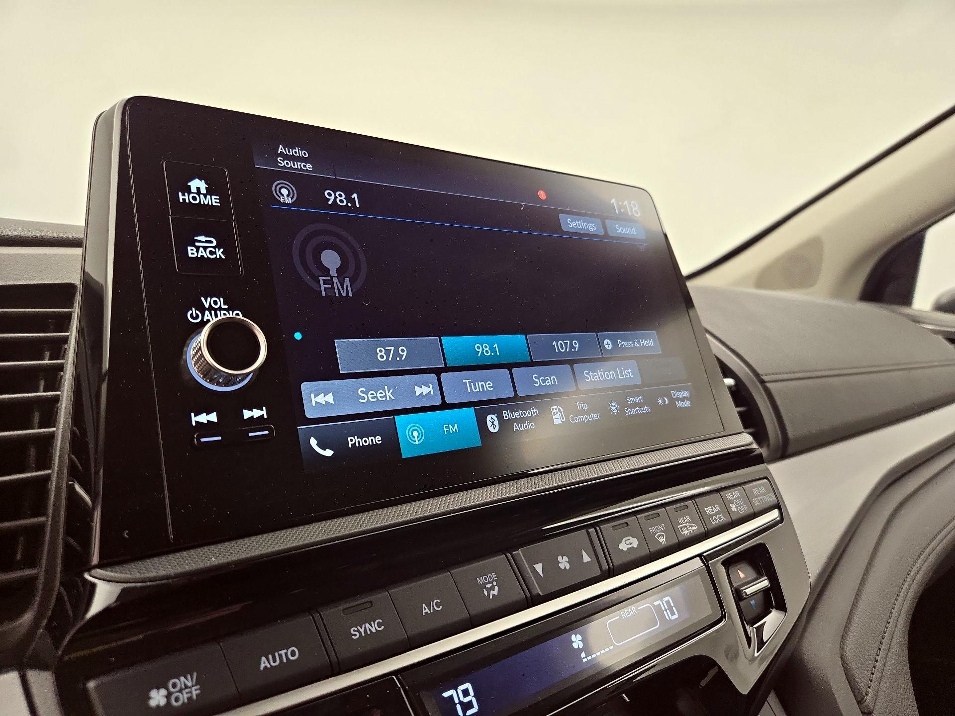 Thumbnail: 2025 Honda Odyssey - 15