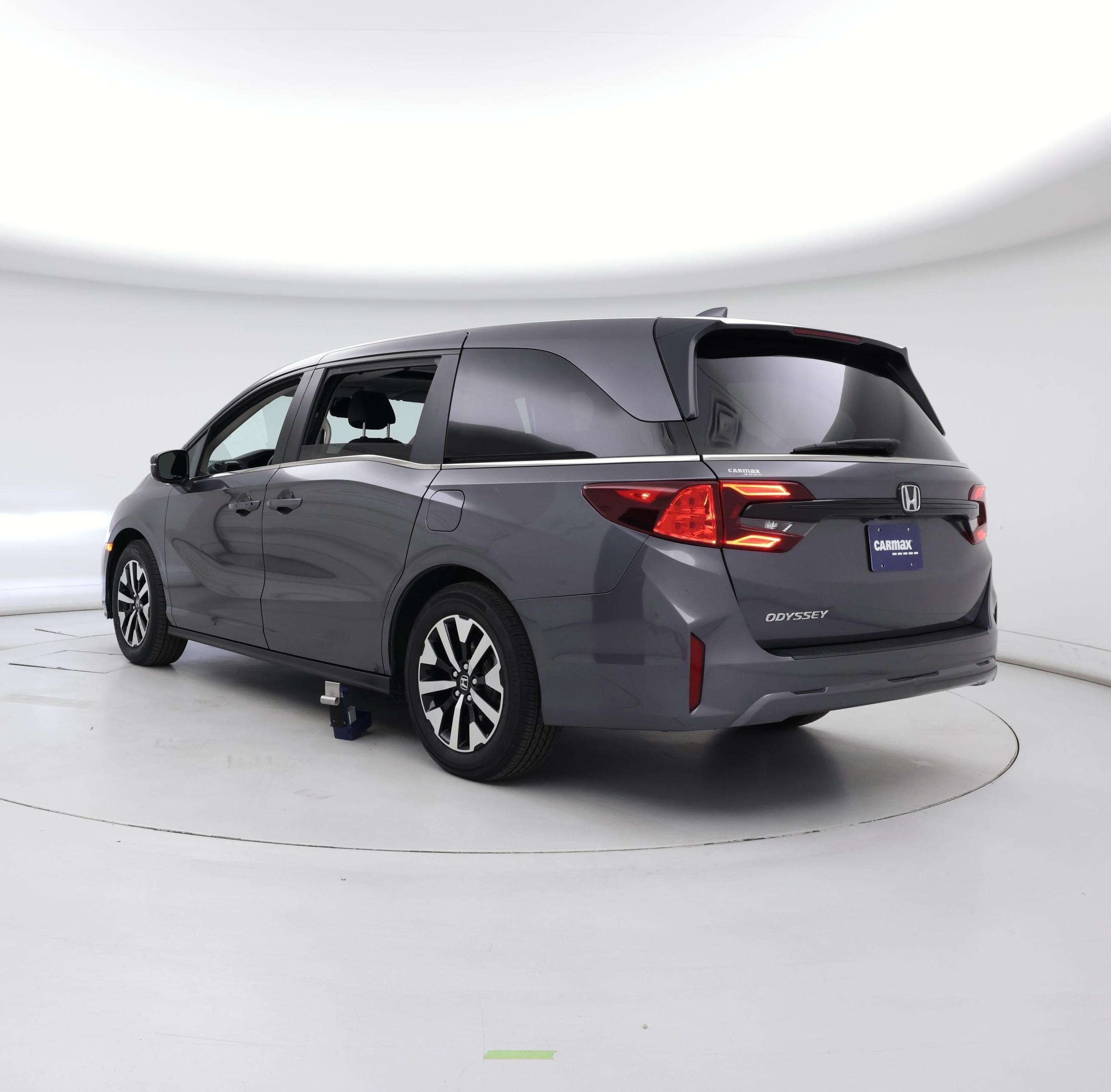 Thumbnail: 2025 Honda Odyssey - 2