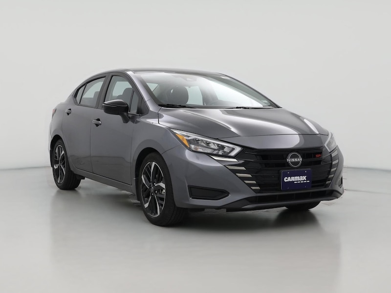 2024 Nissan Versa SR