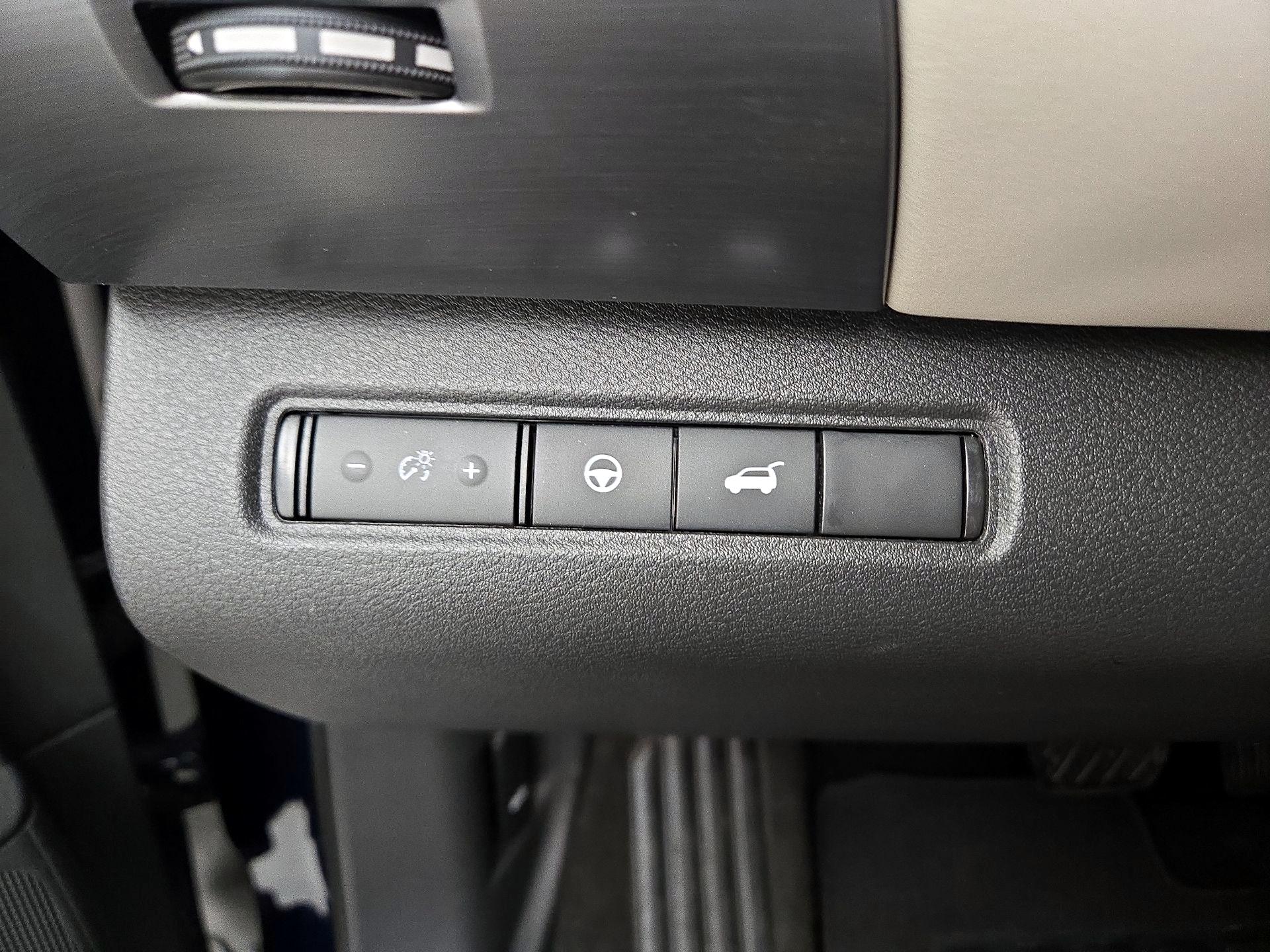 Thumbnail: 2025 Nissan Pathfinder - 13