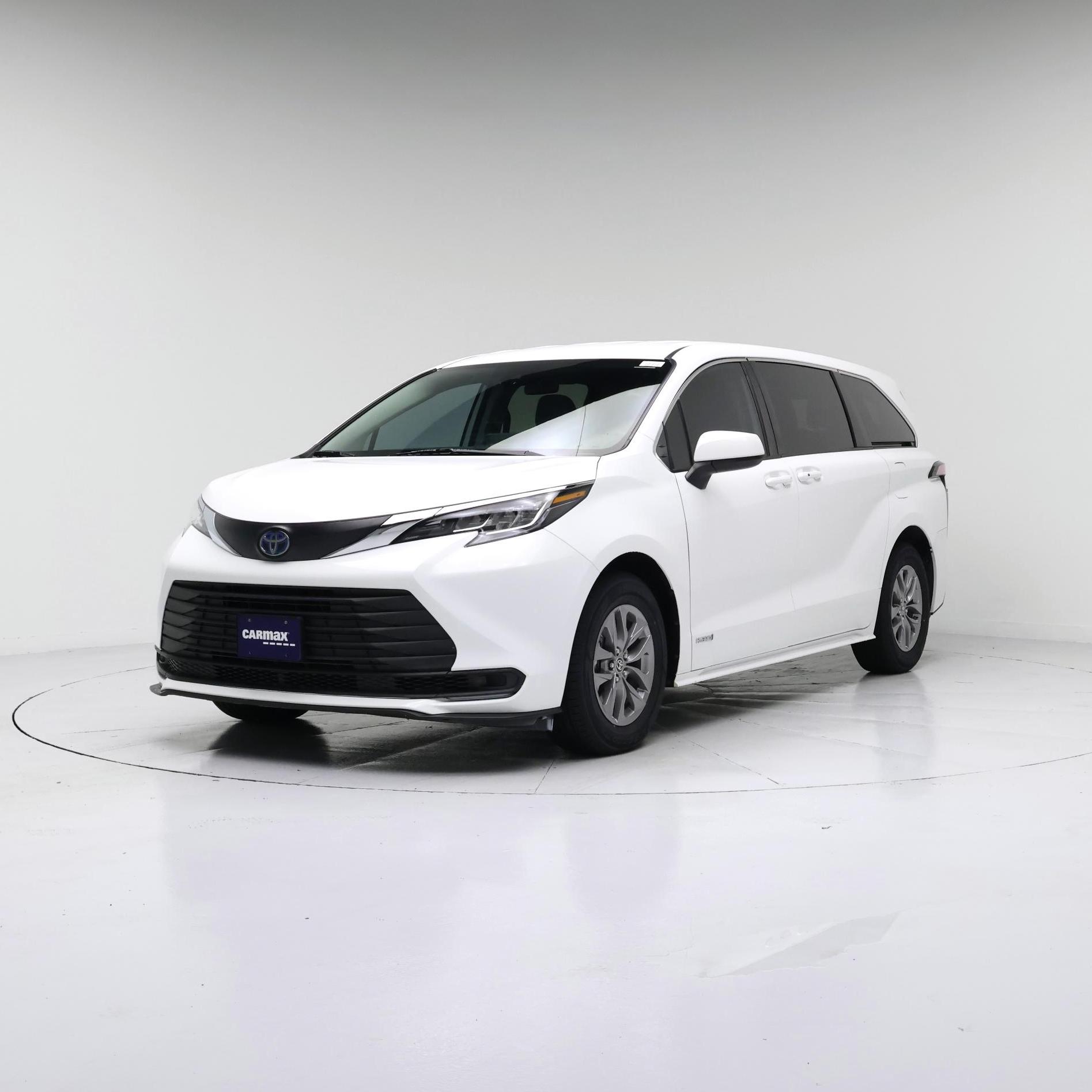 Thumbnail: 2021 Toyota Sienna - 4