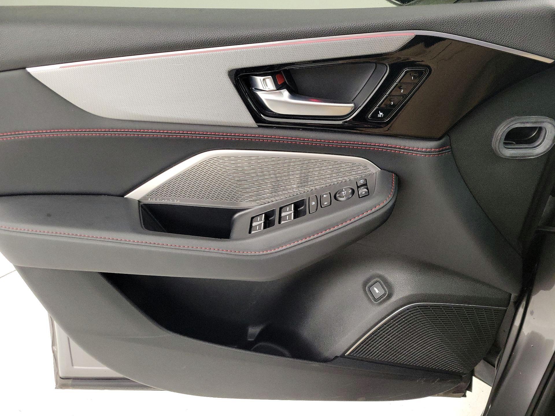 Thumbnail: 2023 Acura MDX - 12