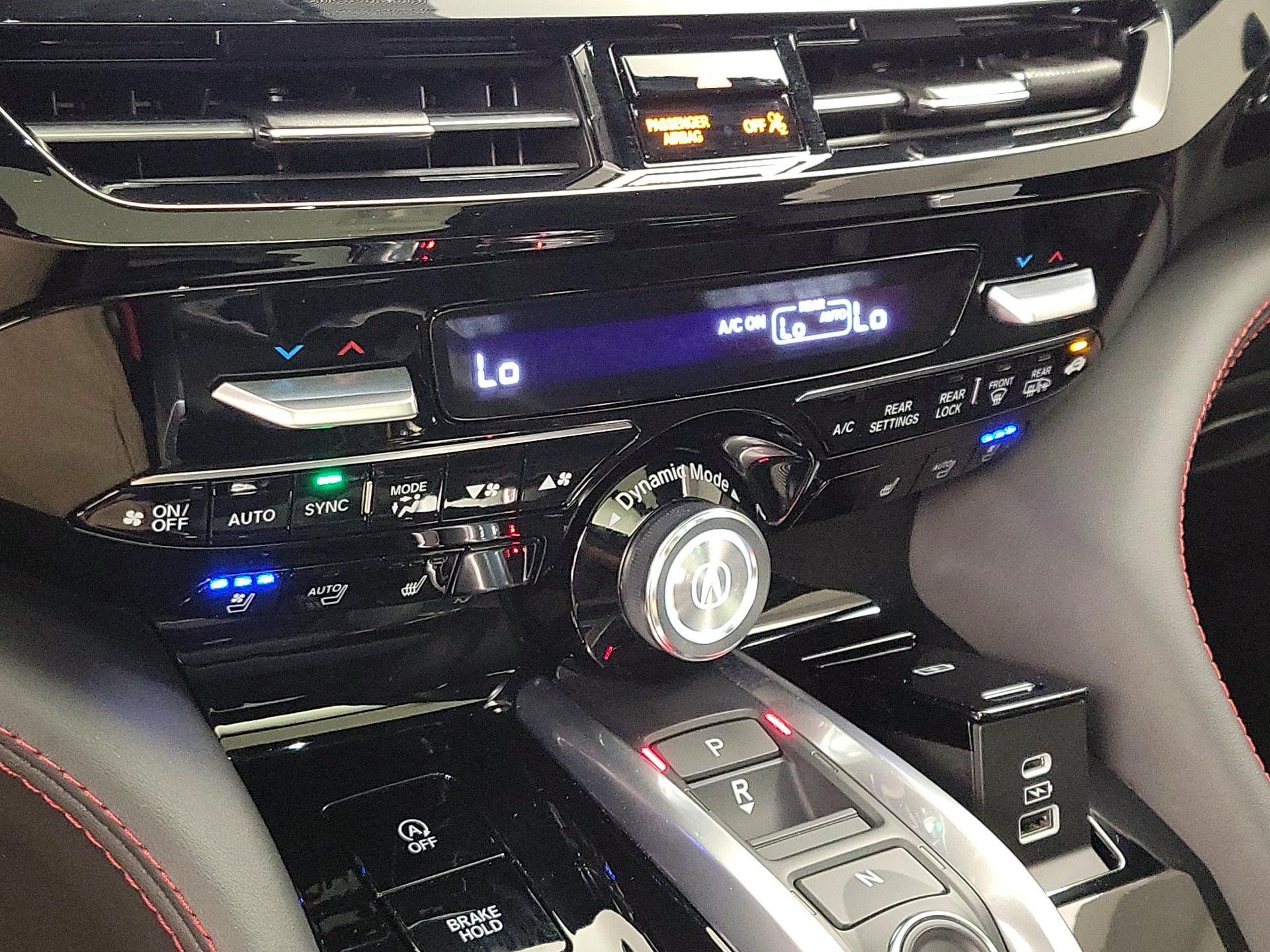 Thumbnail: 2023 Acura MDX - 17