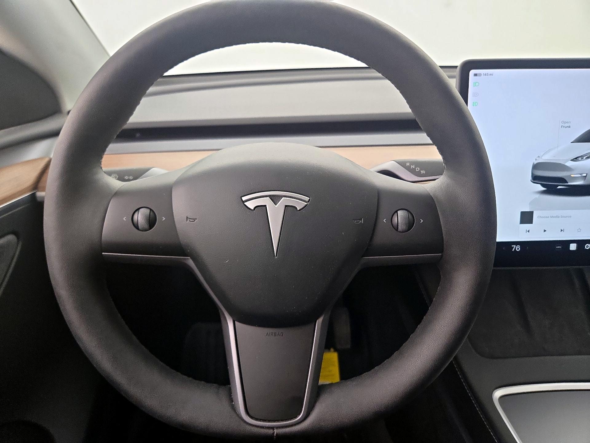 Thumbnail: 2024 Tesla Model Y - 10