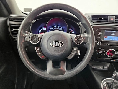 Steering Wheel & Instrument Cluster (On)