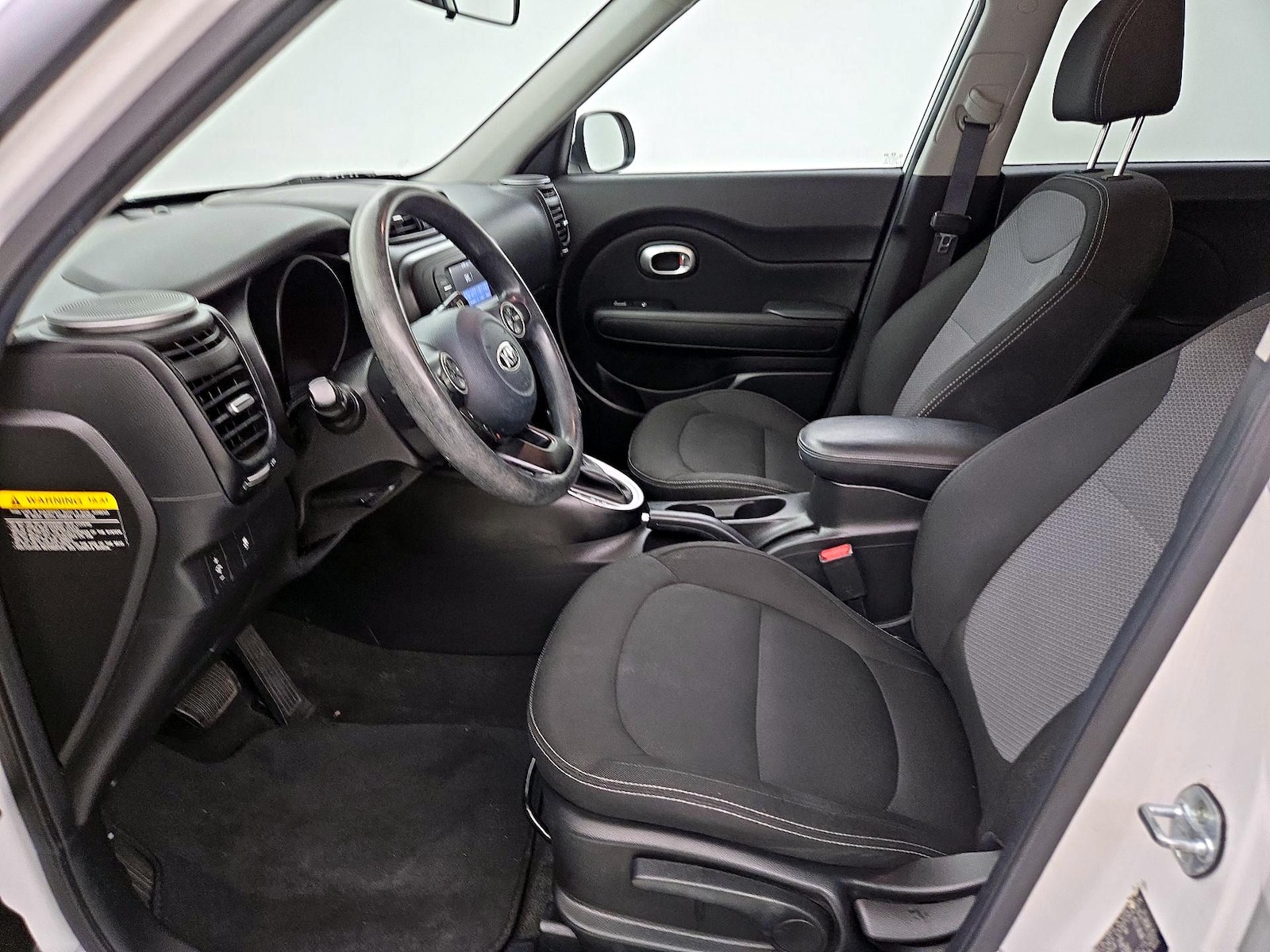 2017 Kia Soul + - Photo 12