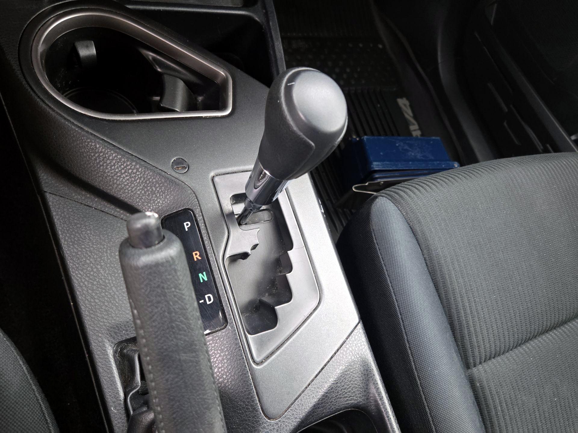 Thumbnail: 2018 Toyota RAV4 - 17