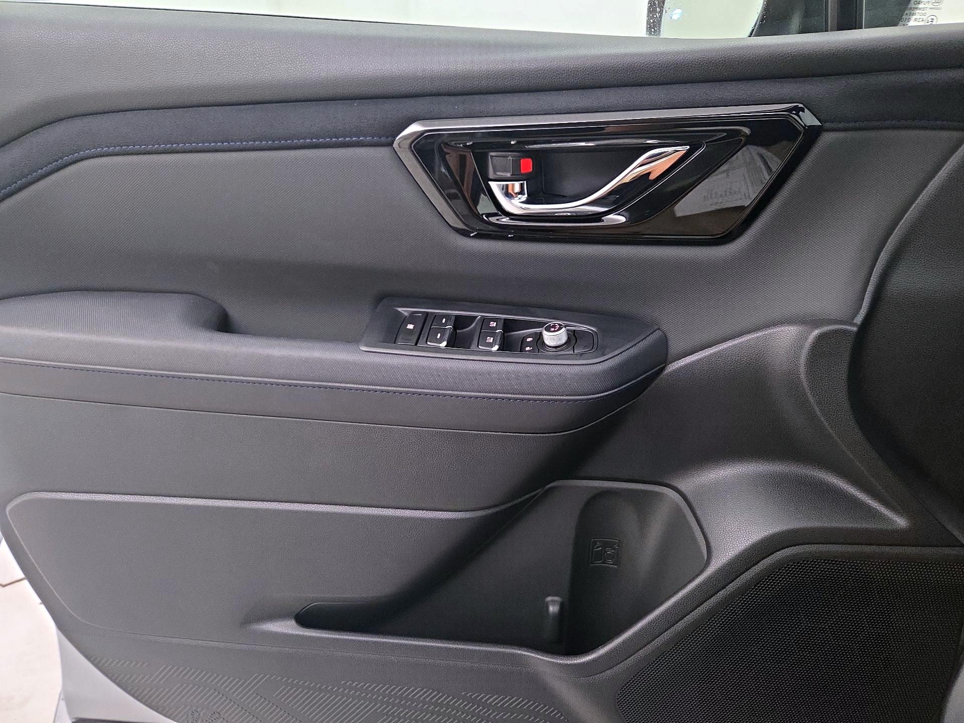 Thumbnail: 2025 Subaru Forester - 12