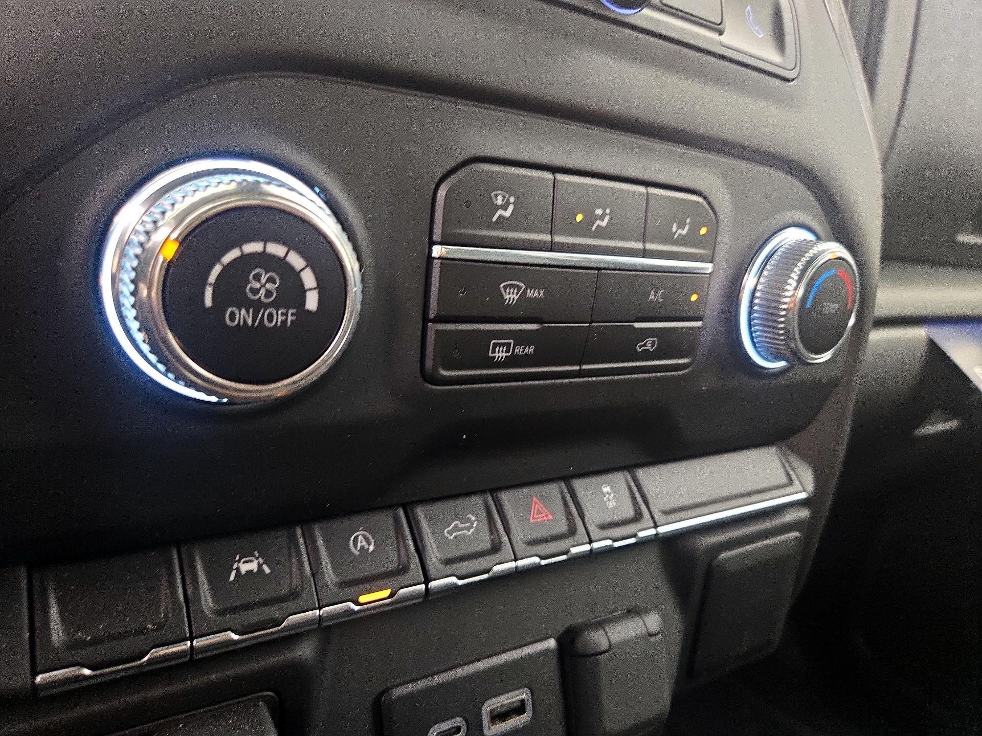 Thumbnail: 2024 GMC Sierra 1500 - 16