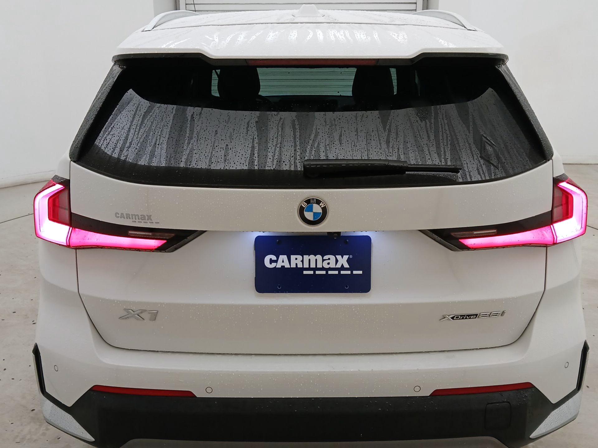 Thumbnail: 2023 BMW X1 - 6