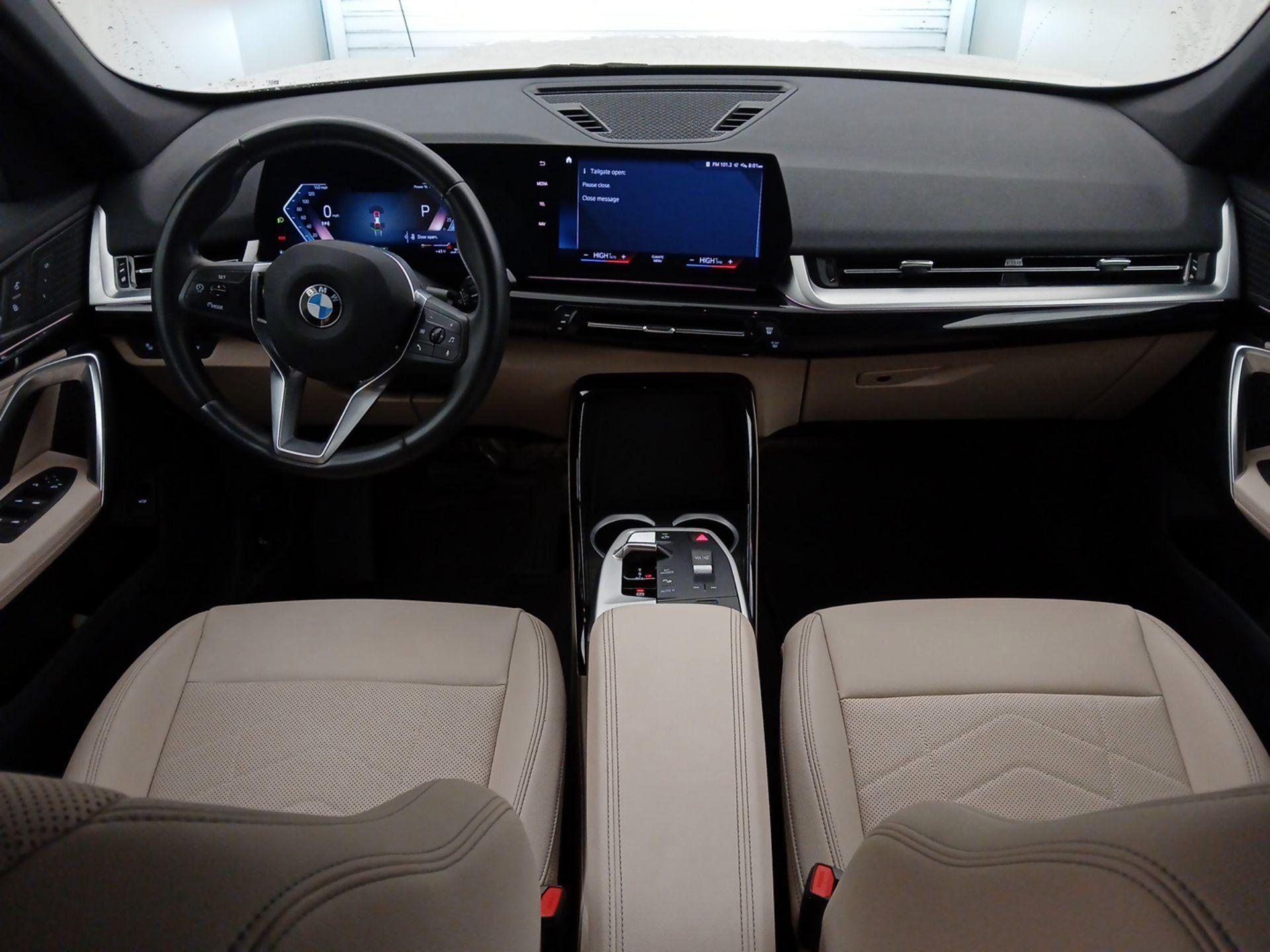 Thumbnail: 2023 BMW X1 - 8