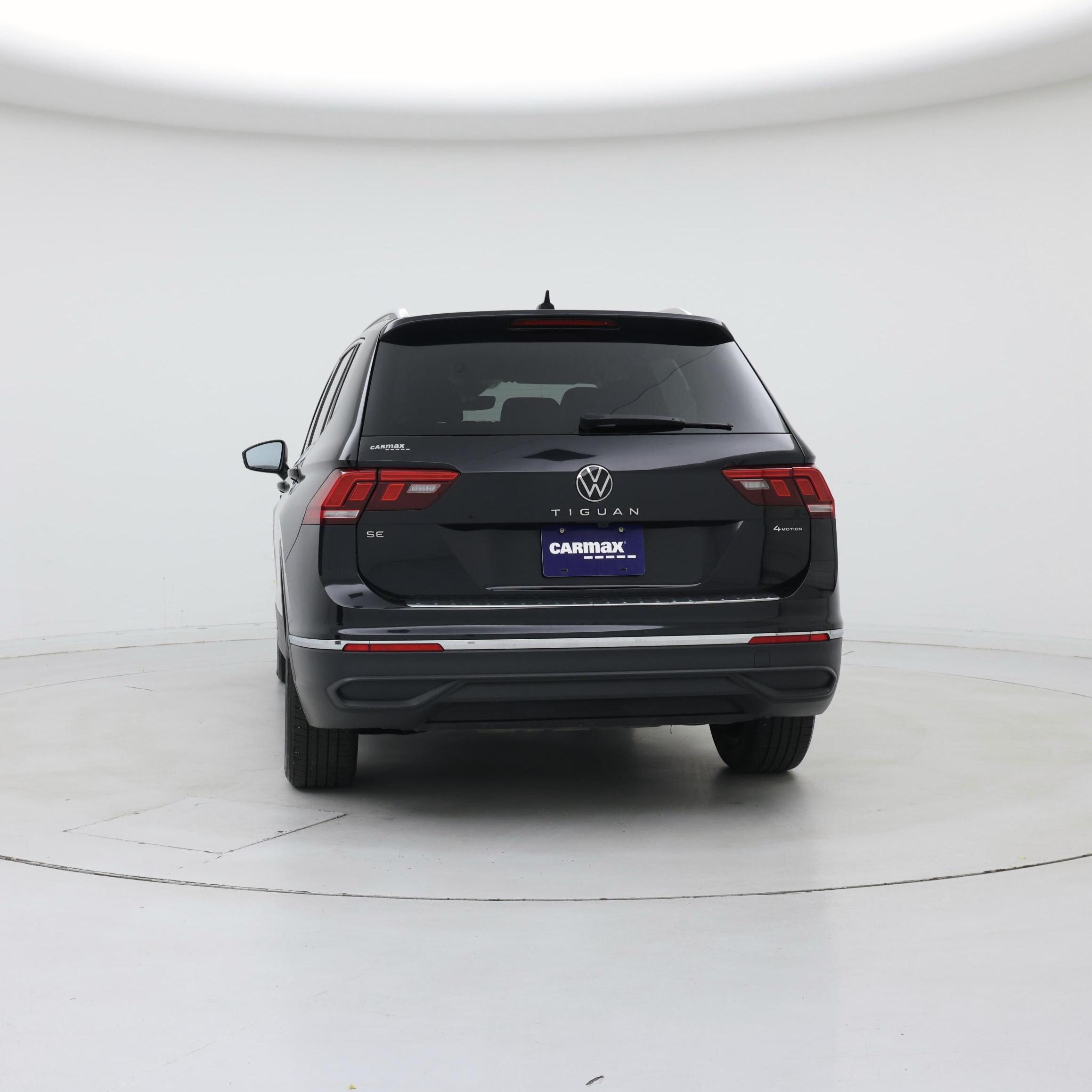 Thumbnail: 2023 Volkswagen Tiguan - 6