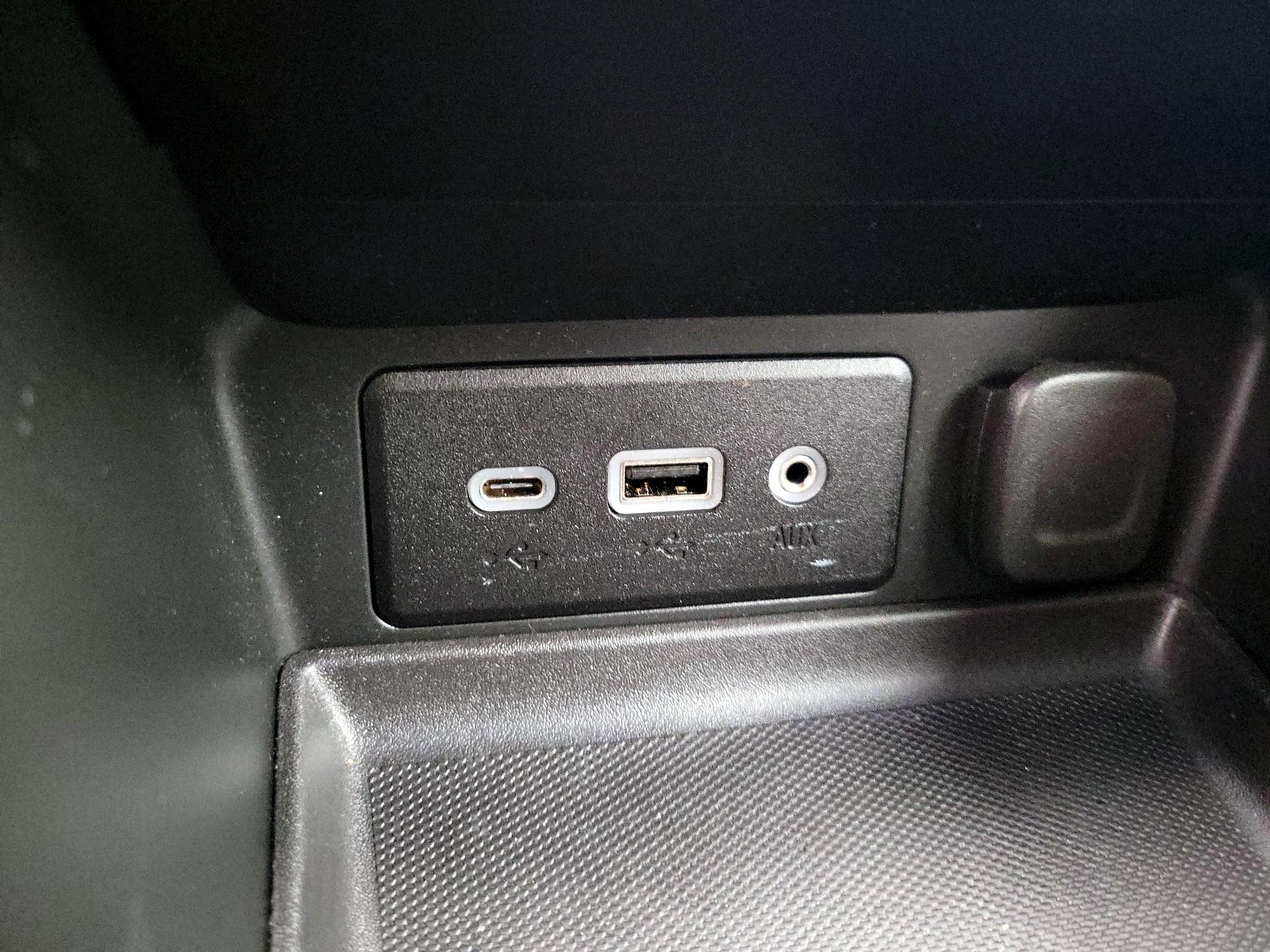 Thumbnail: 2022 GMC Terrain - 18