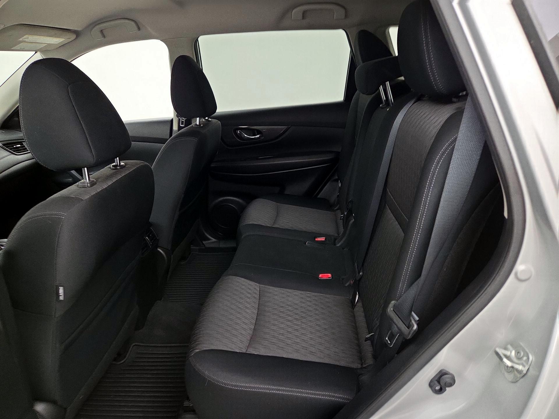 Thumbnail: 2020 Nissan Rogue - 19