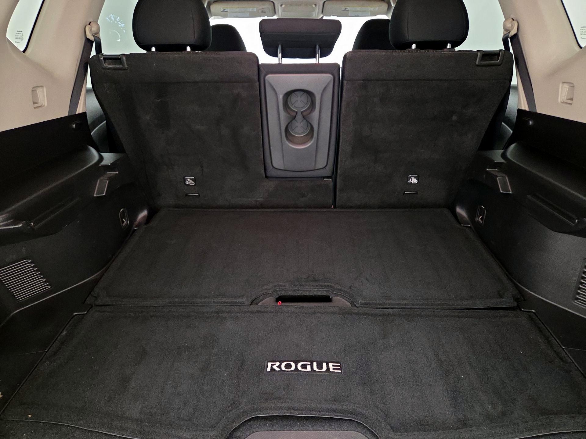 Thumbnail: 2020 Nissan Rogue - 20