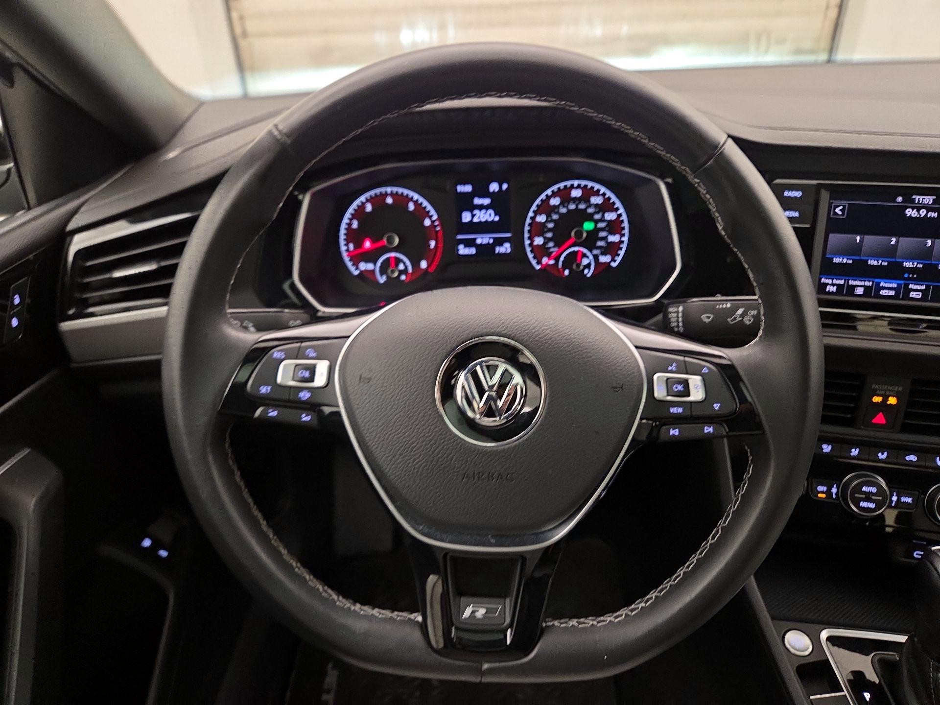 Thumbnail: 2021 Volkswagen Jetta - 10