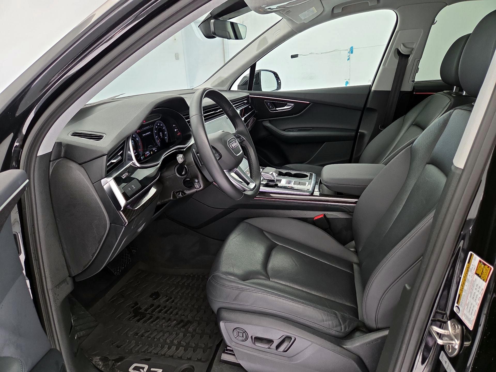 Thumbnail: 2022 Audi Q7 - 11
