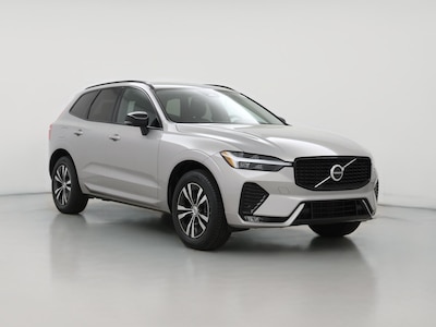 2024 Volvo XC60 B5 Core Dark Theme