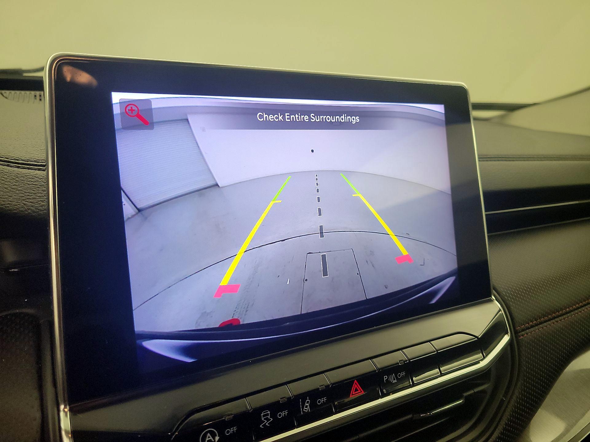 Thumbnail: 2022 Jeep Compass - 15