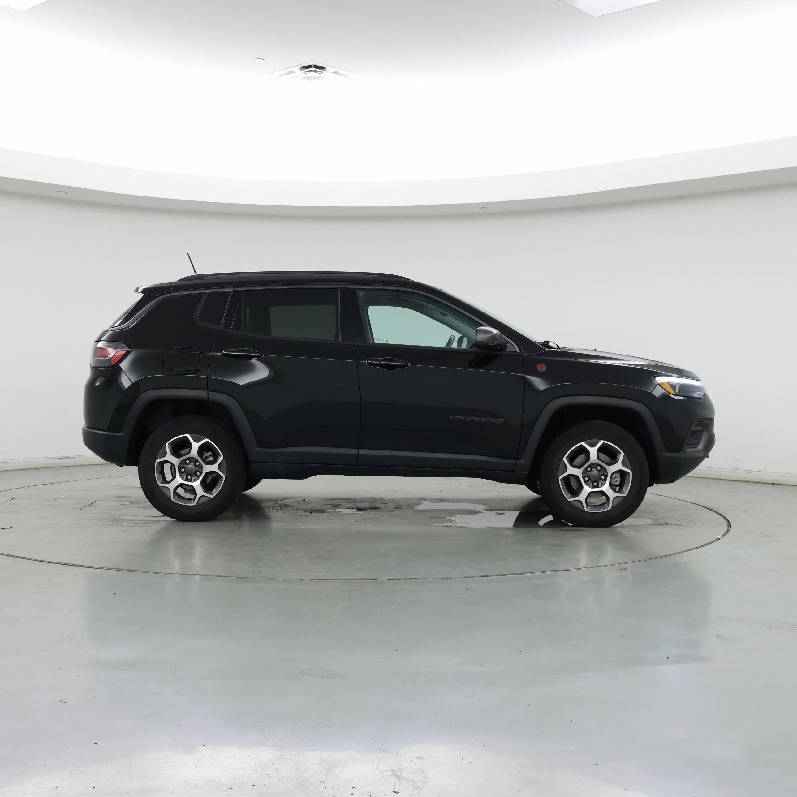 Thumbnail: 2022 Jeep Compass - 7