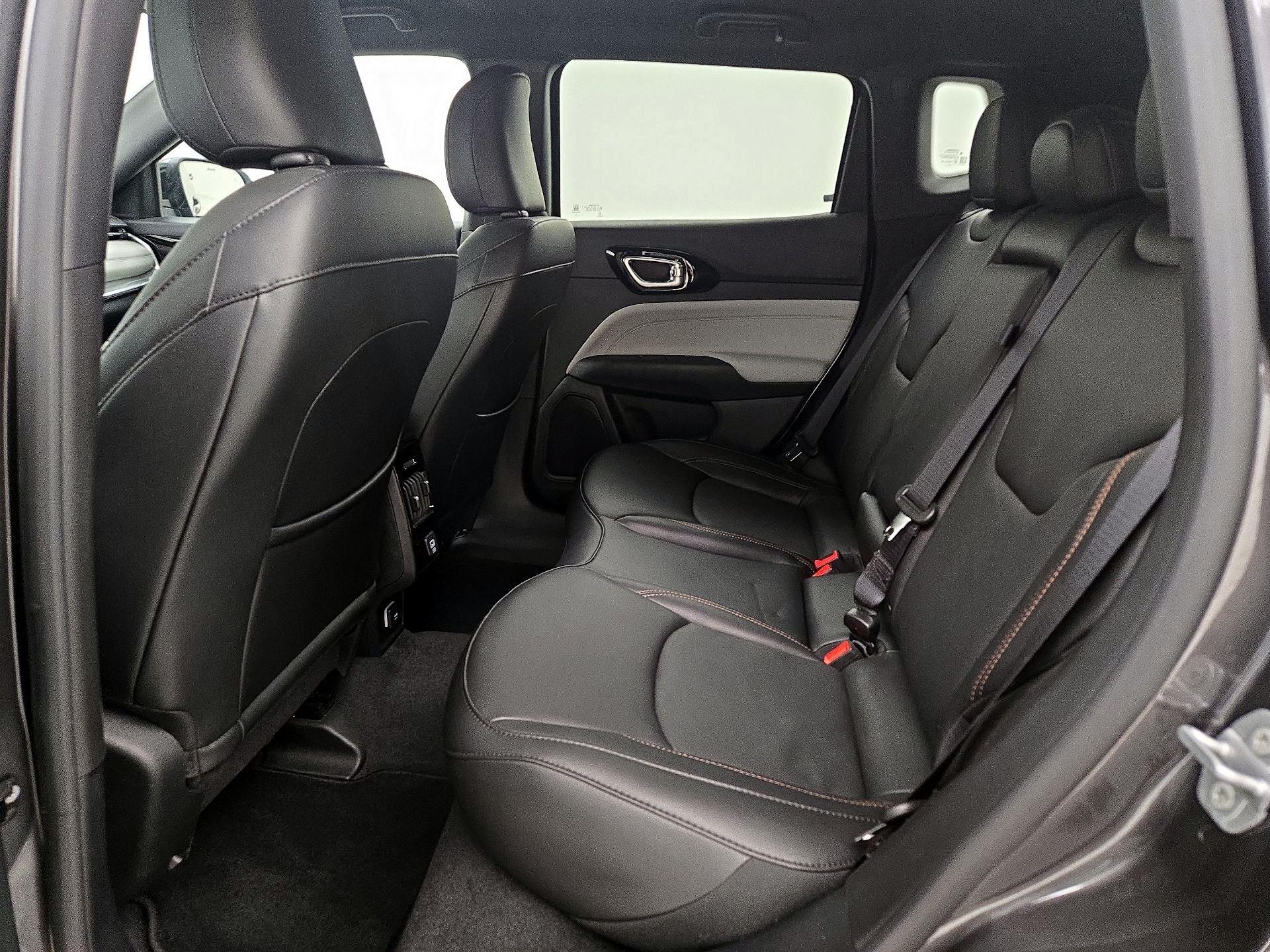 Thumbnail: 2023 Jeep Compass - 19